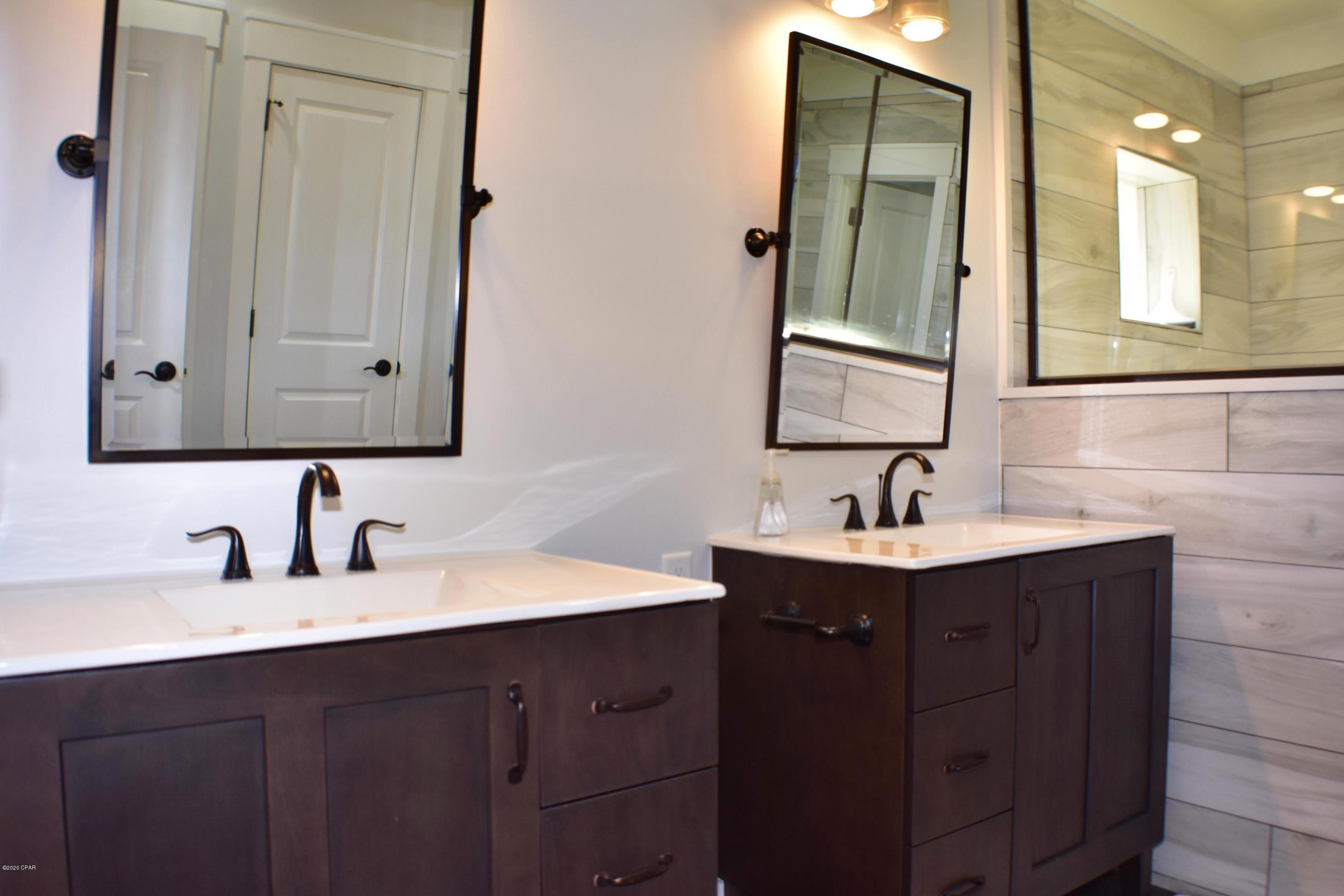 Lakeside Lodge At Prospect Pt - Residential