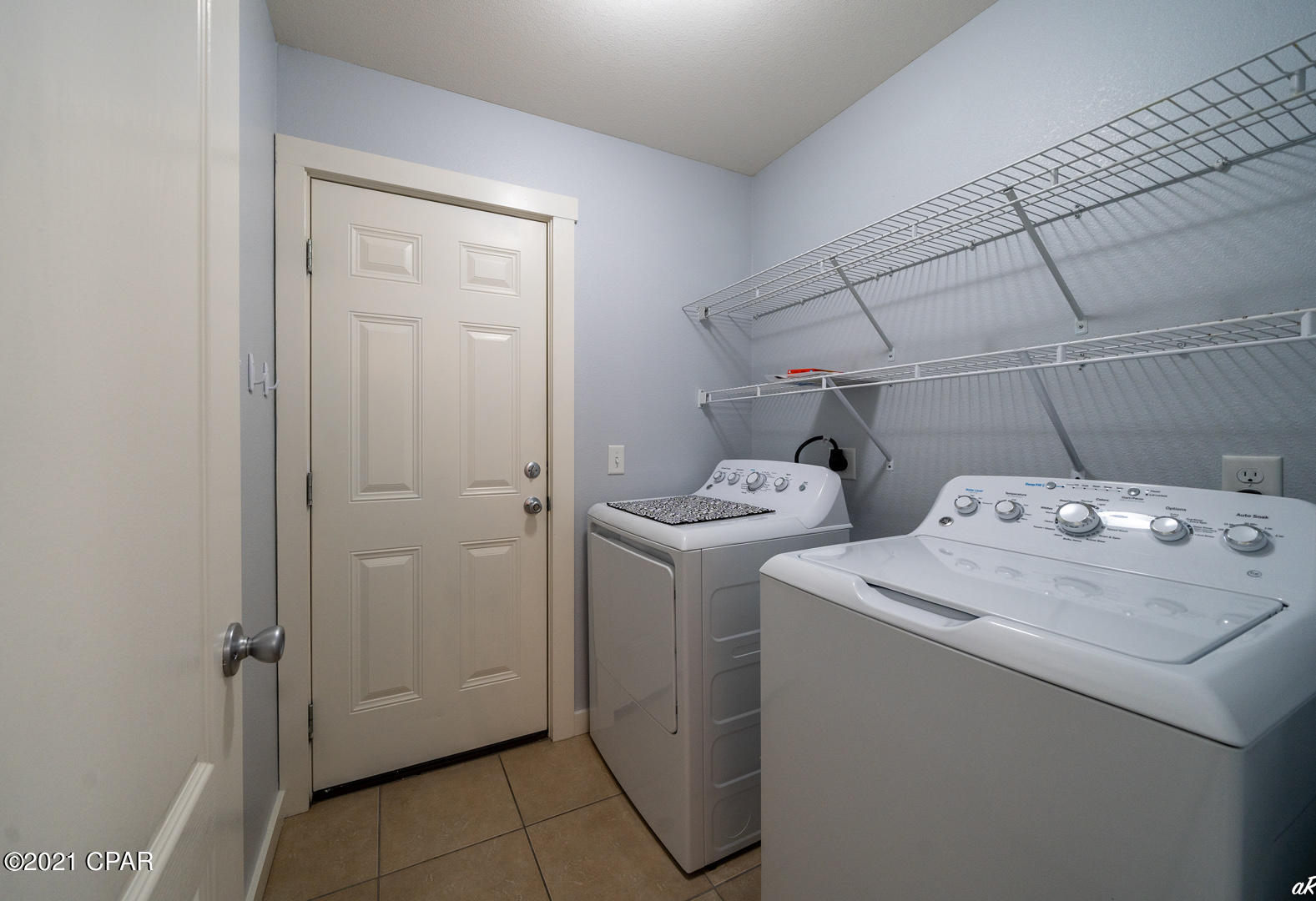 Woodlawn Village Ph 1 - Residential Lease