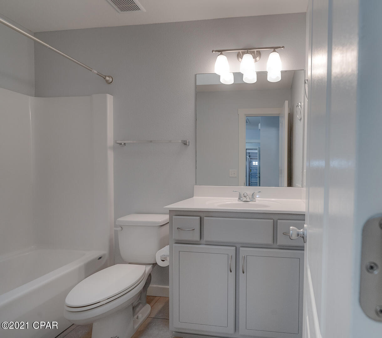 Woodlawn Village Ph 1 - Residential Lease