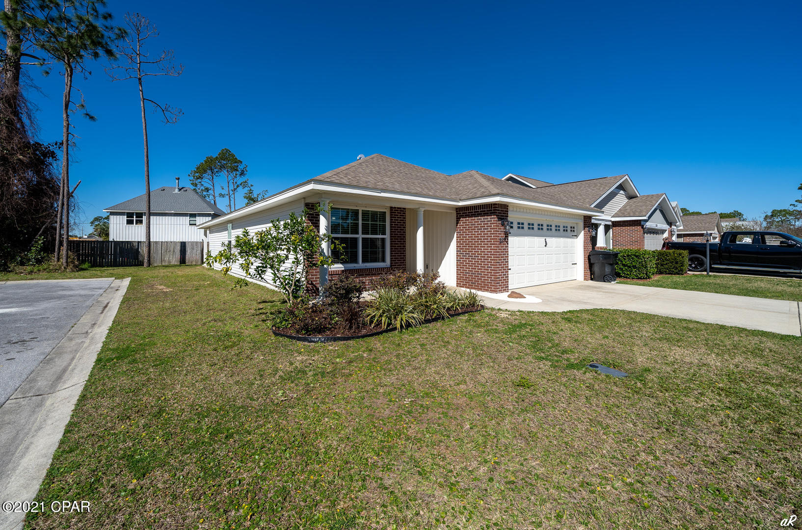 Woodlawn Village Ph 1 - Residential Lease