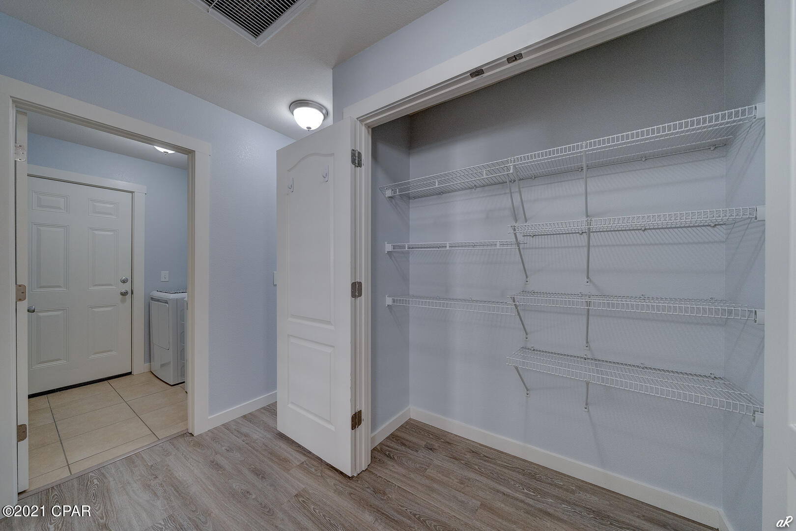 Woodlawn Village Ph 1 - Residential Lease