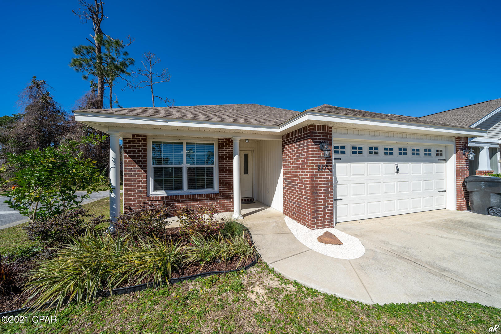 Woodlawn Village Ph 1 - Residential Lease