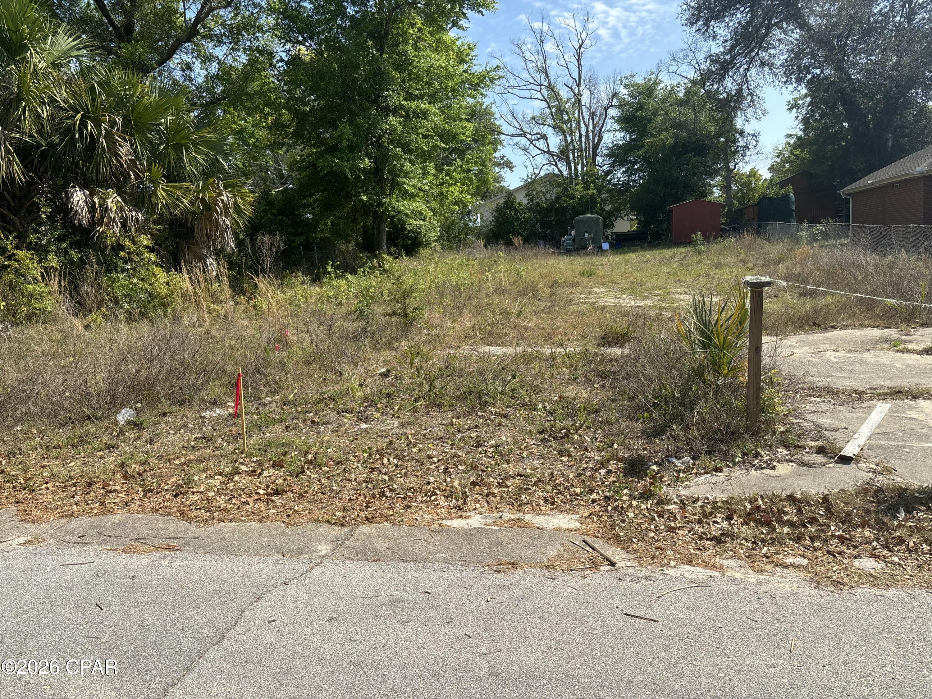 [No Recorded Subdiv] - Land