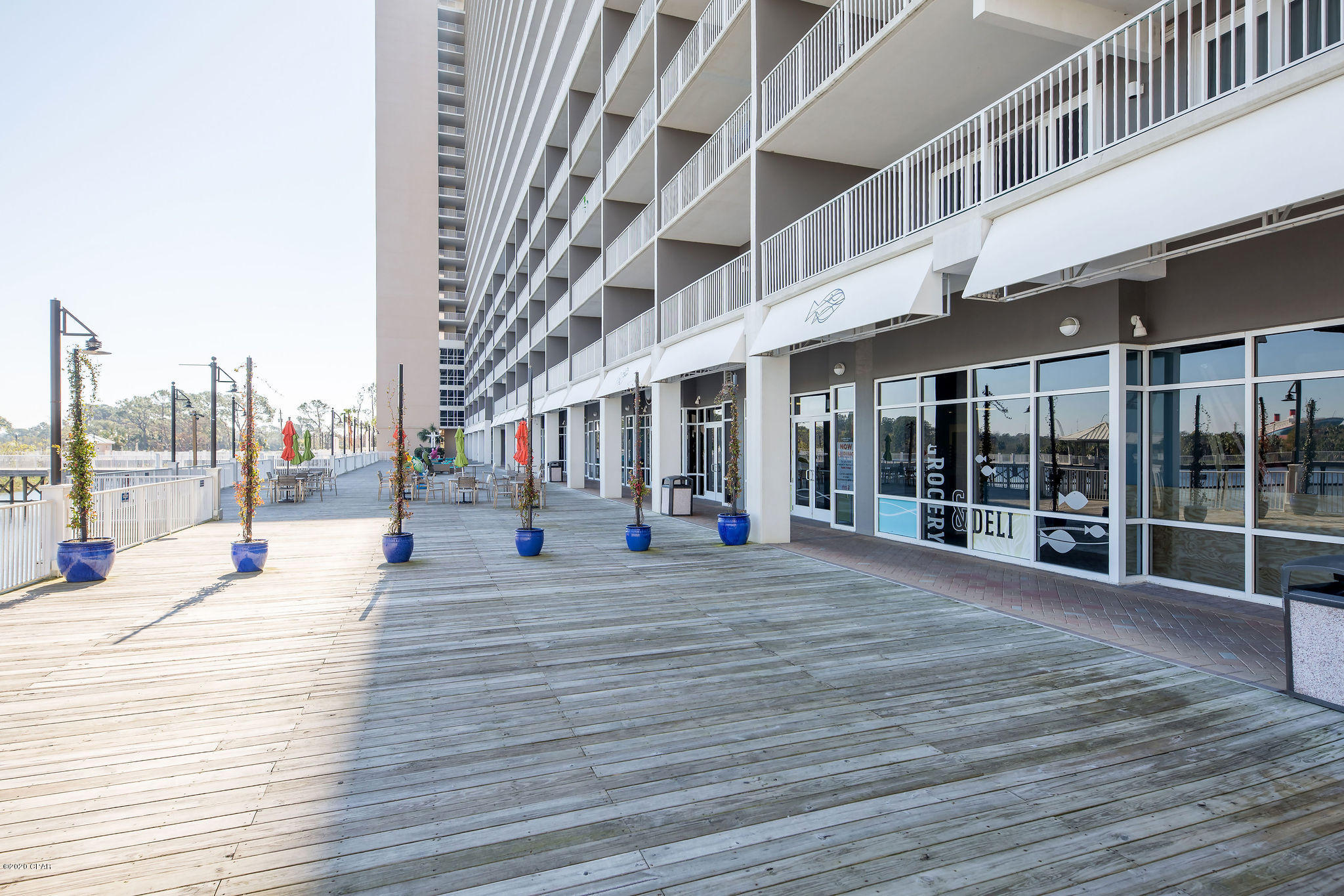 Laketown Wharf - Residential