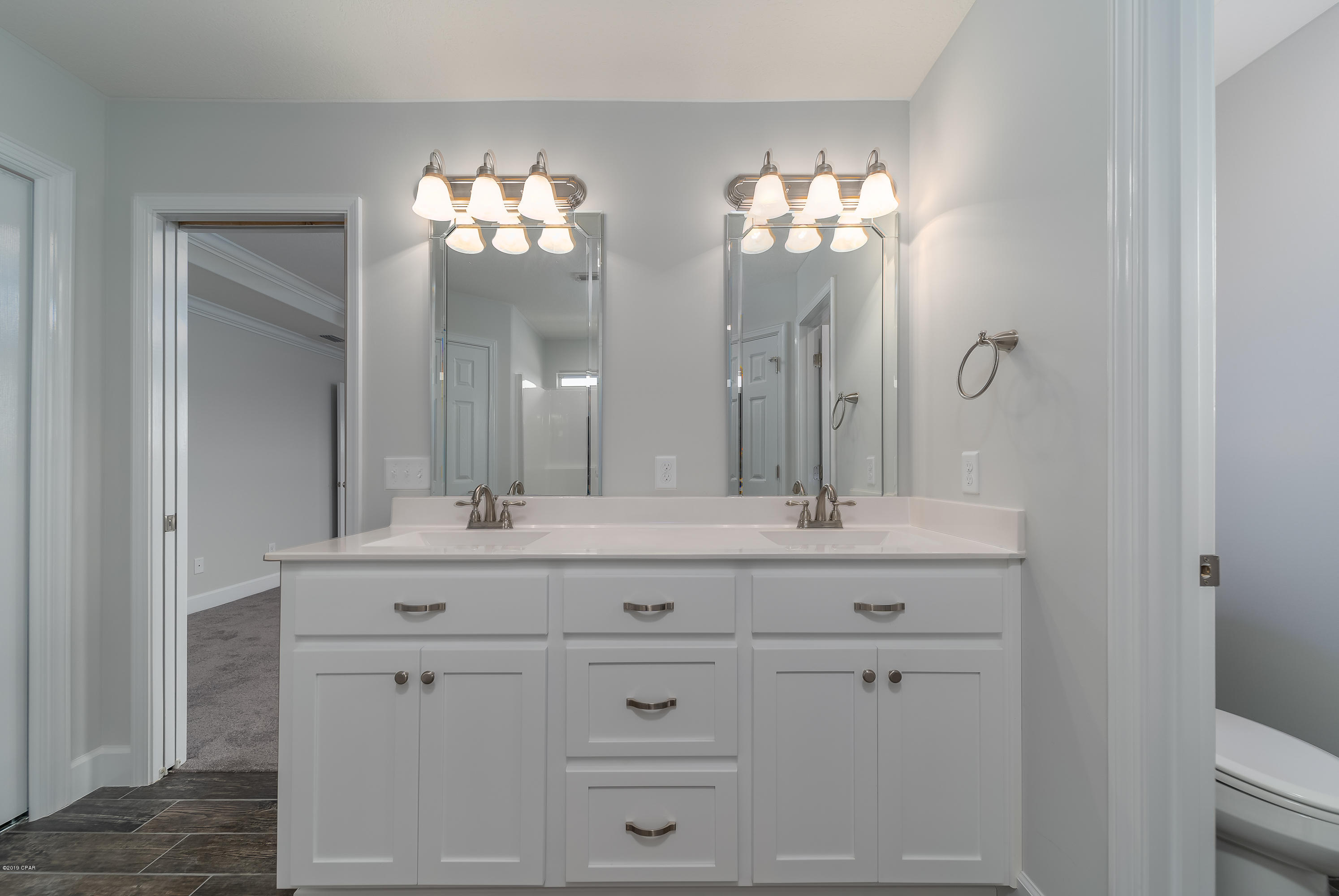 Ashlee Manor - Residential