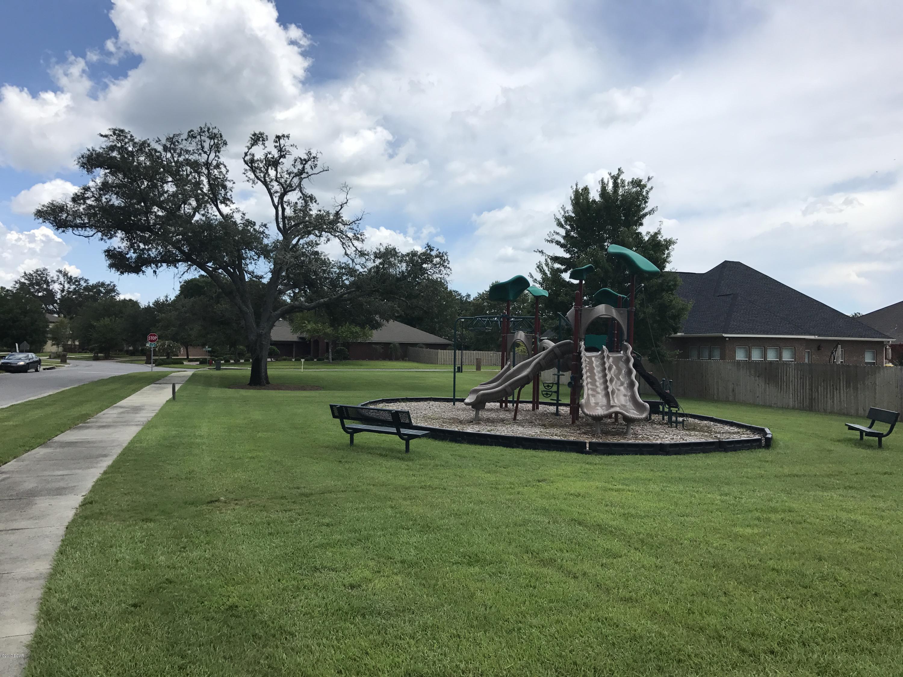 The Meadows & The Pointe - Residential