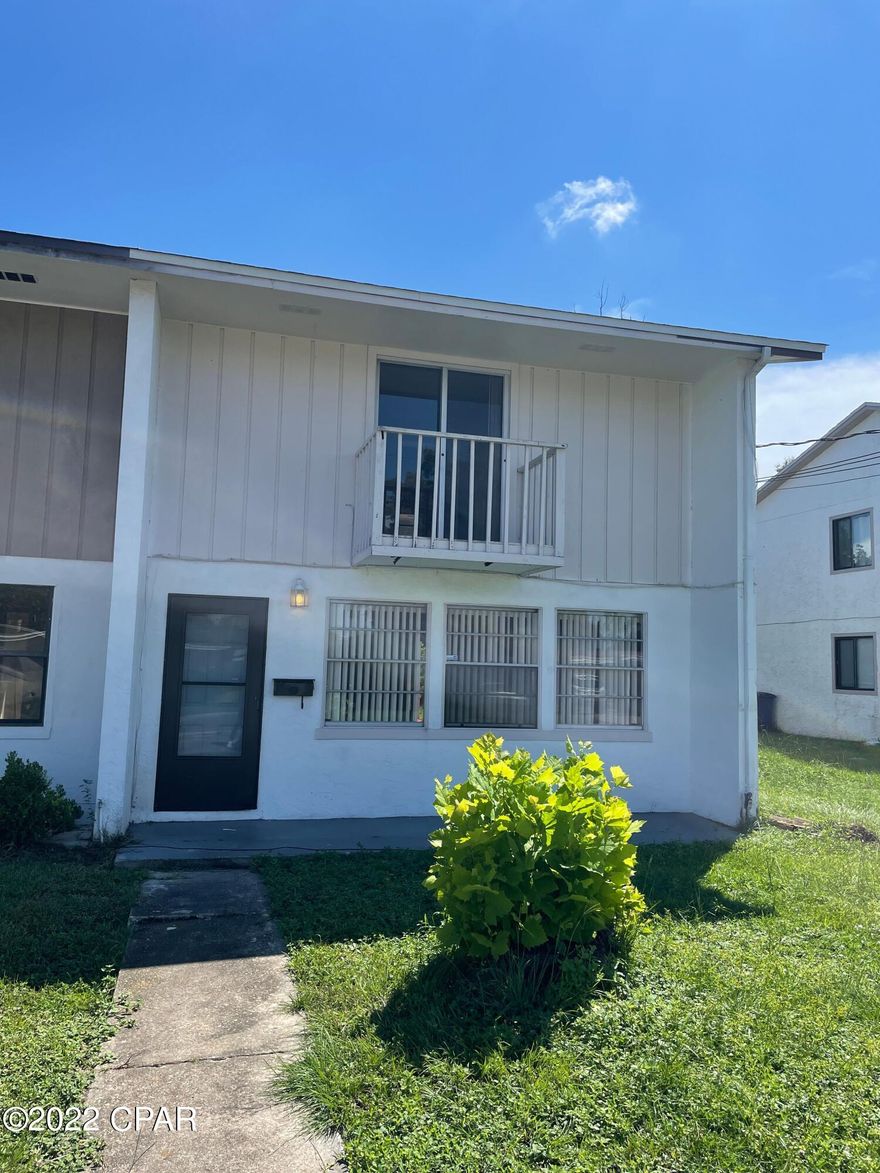 3 bedroom, 1.5 bathroom townhouse located in St Andrews.  Just painted inside. Nice back yard with covered porch.   W/D hook up.  Convenient to town or the beach.