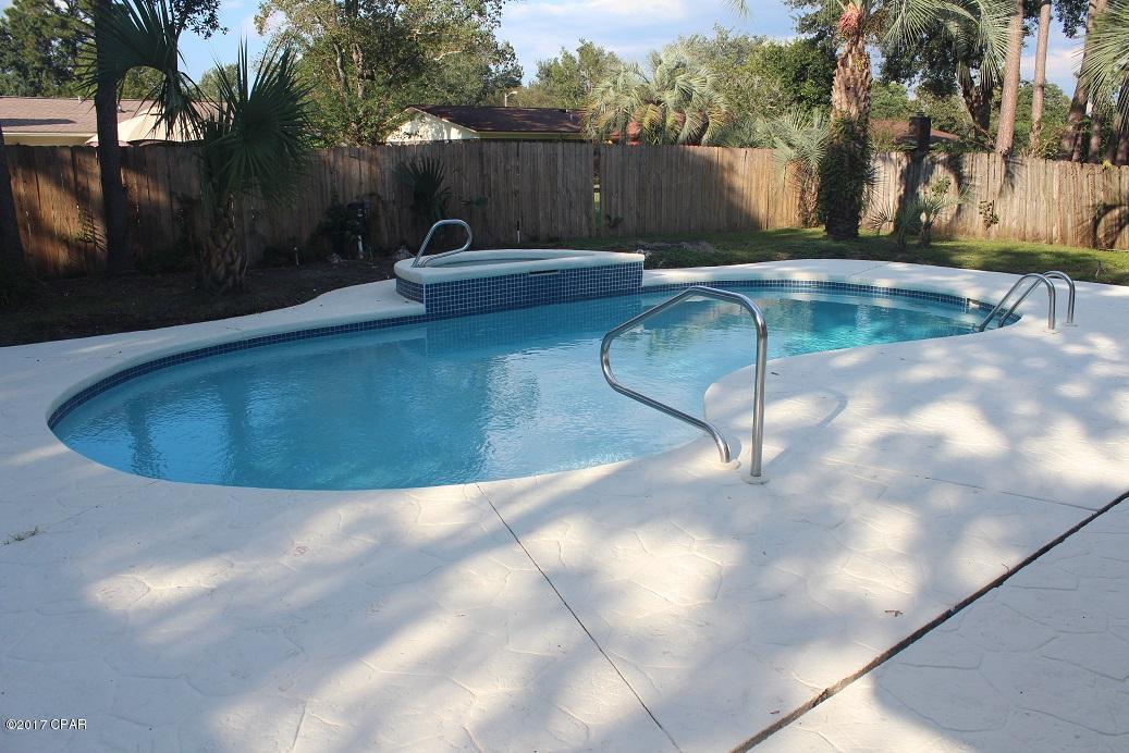 Belaire Estates Replat - Residential