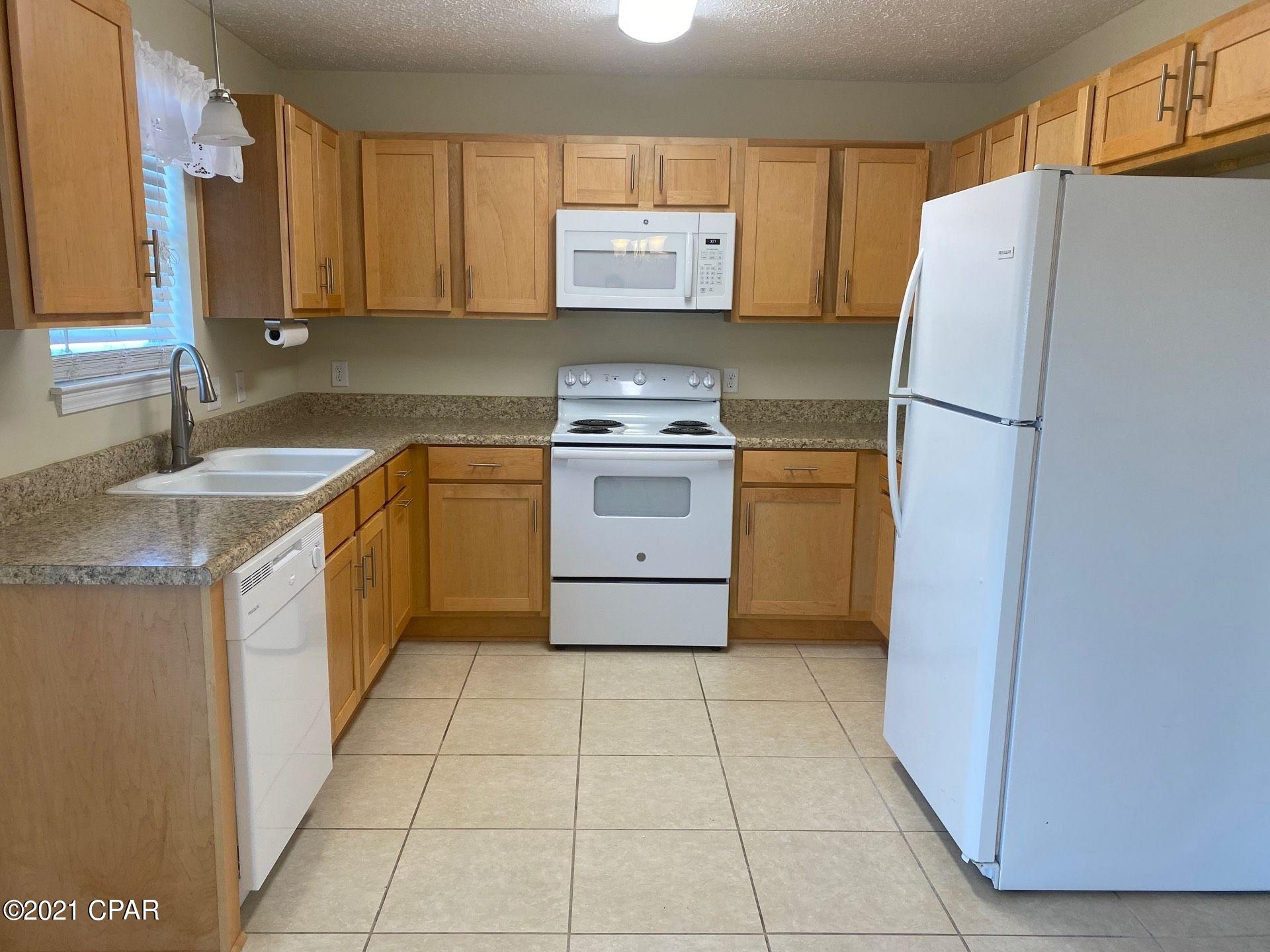 [No Recorded Subdiv] - Residential Lease