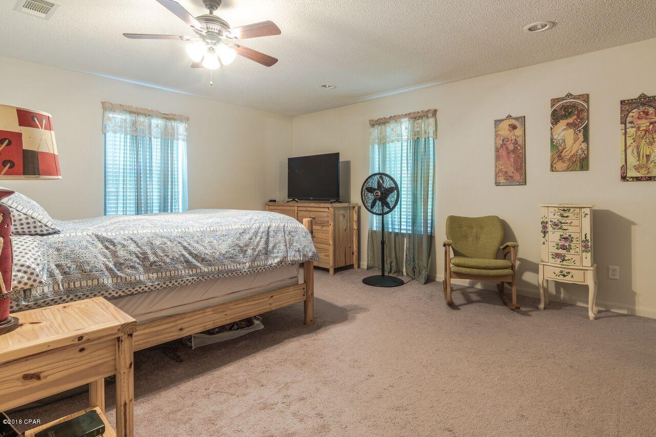 Dogwood Lakes - Residential