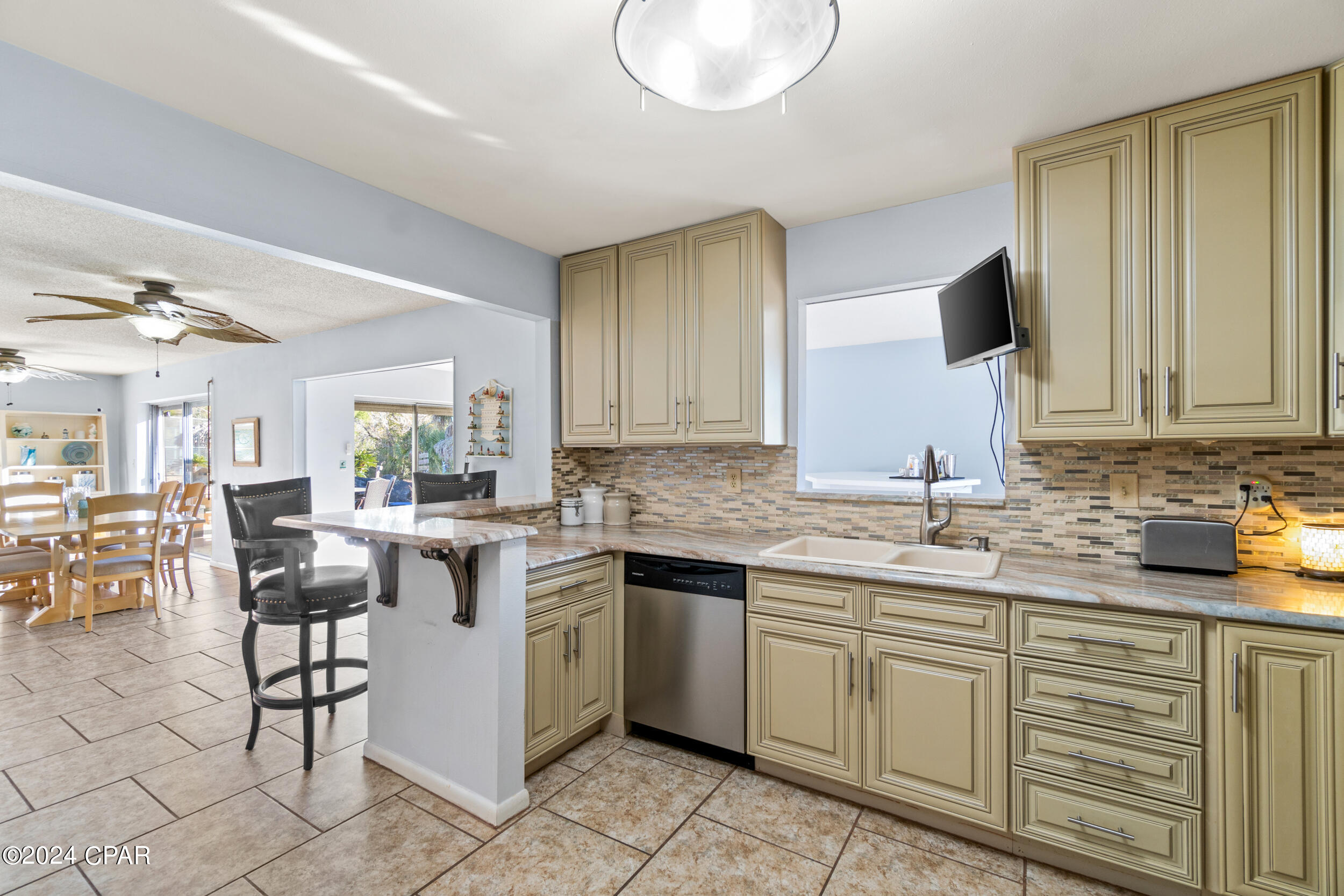 Sunny Hills Unit 4 - Residential