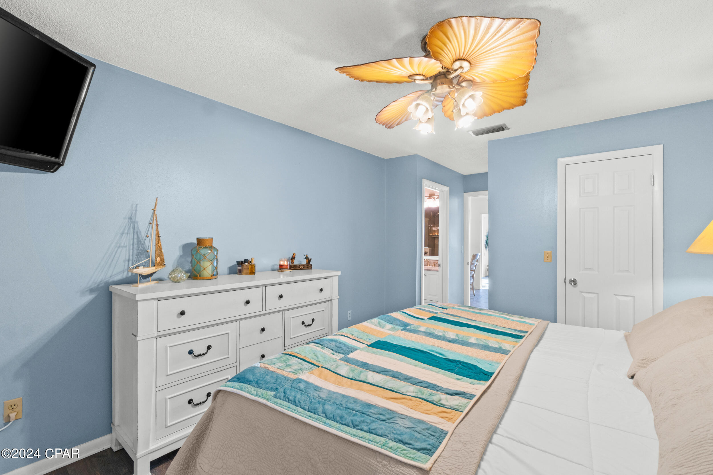 Sunny Hills Unit 4 - Residential