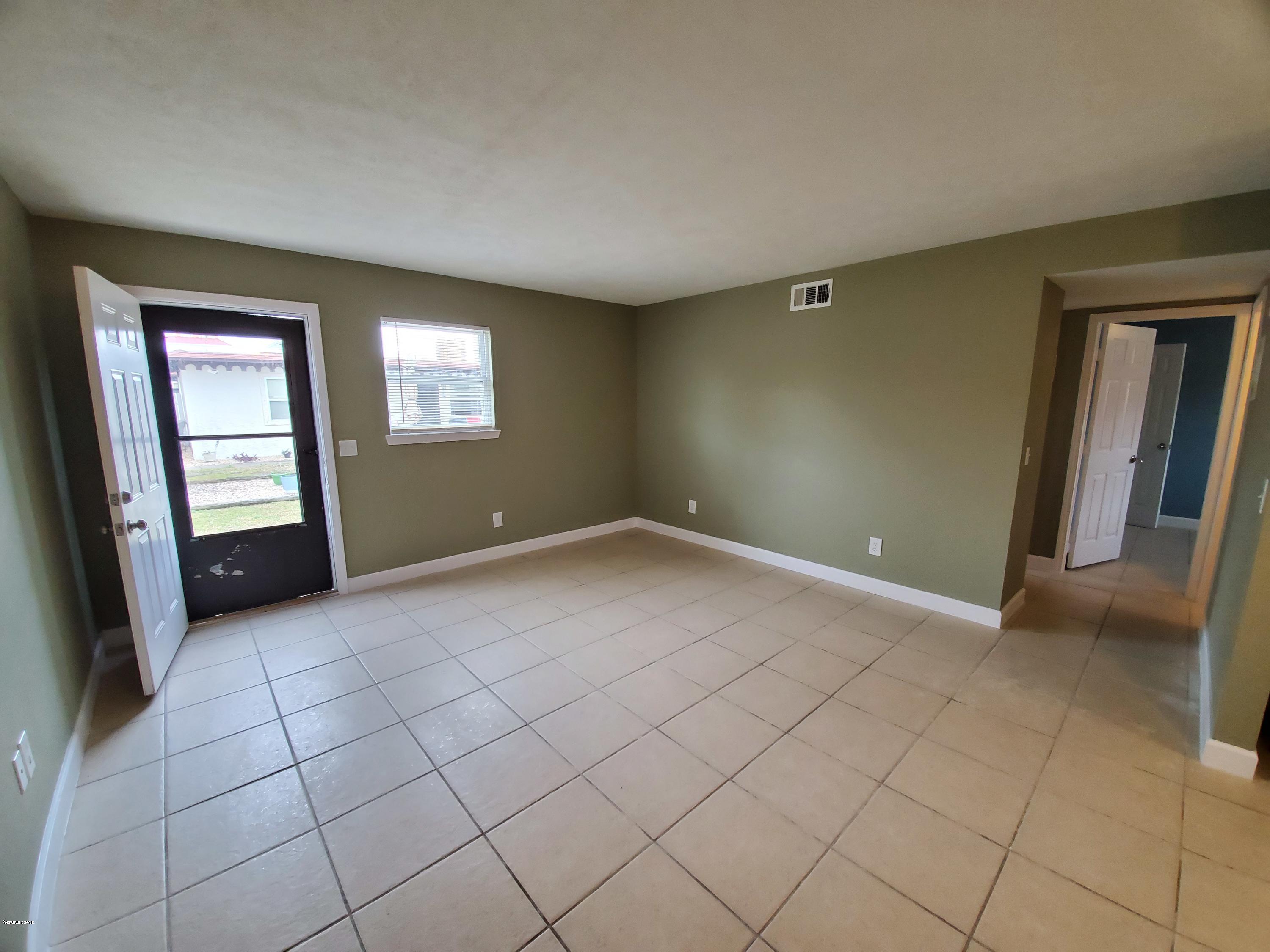 Biltmore Beach - Residential Lease