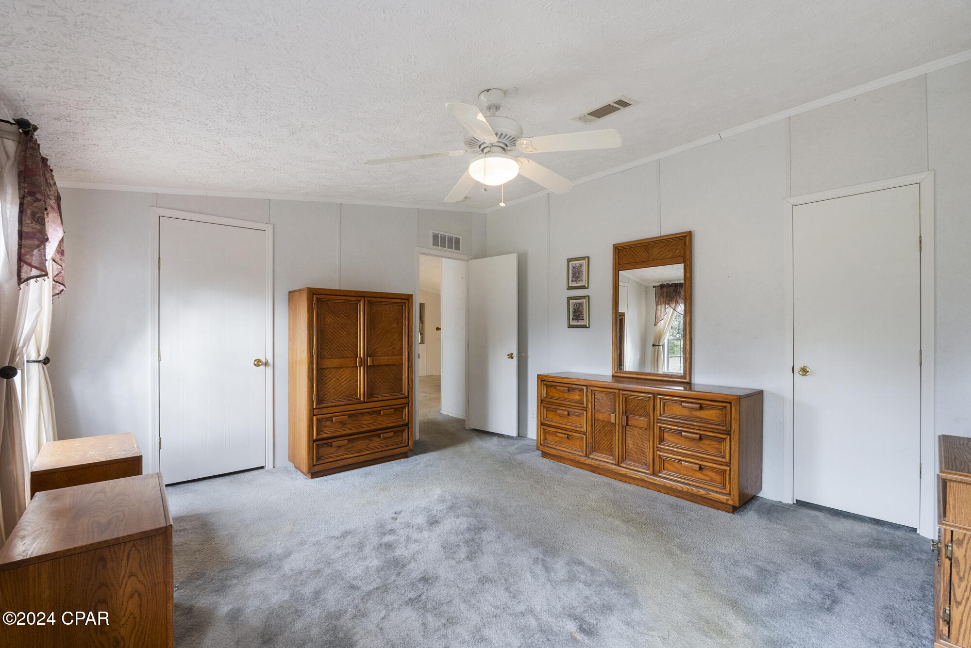 North Lagoon Oaks 7th Add - Residential