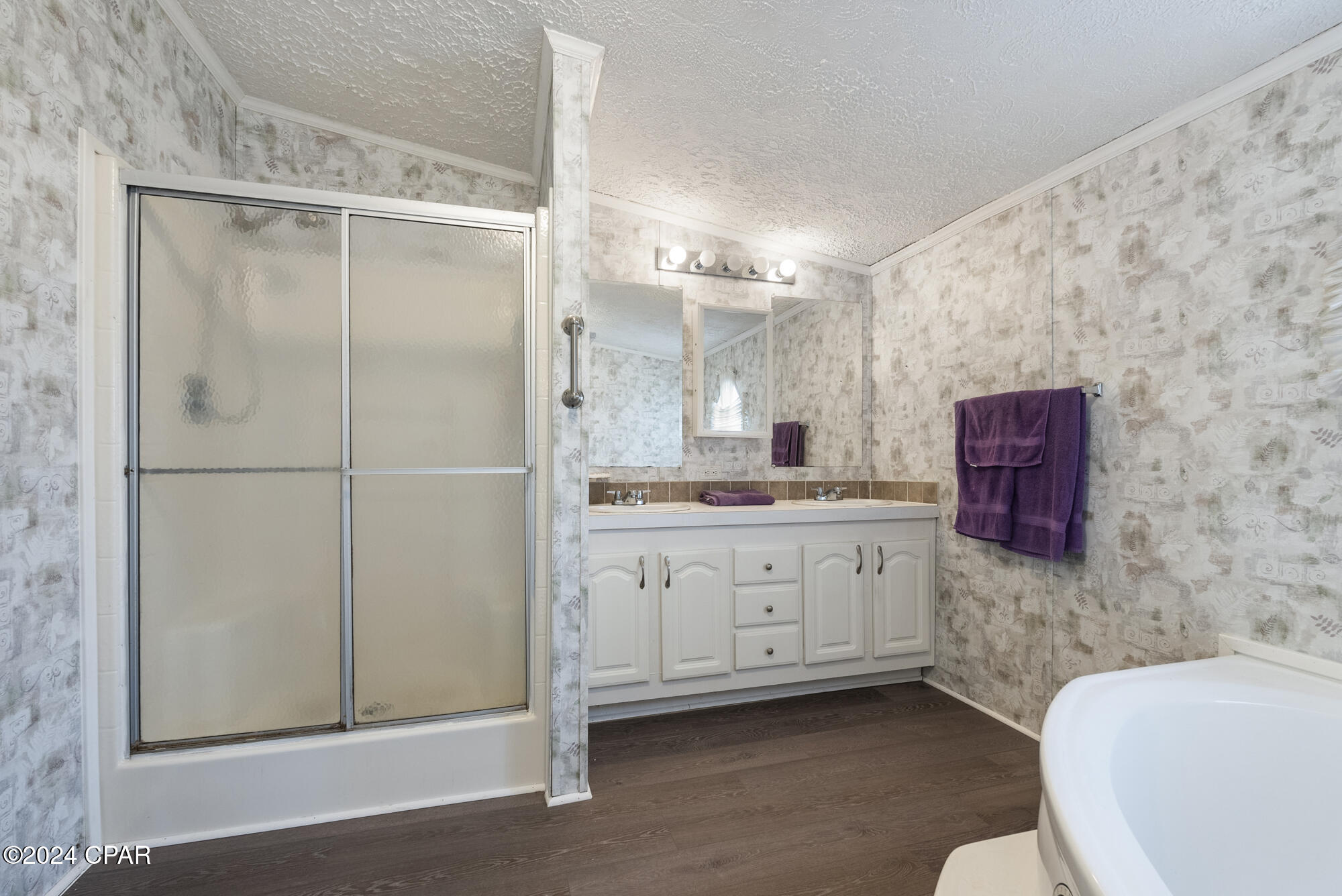 North Lagoon Oaks 7th Add - Residential