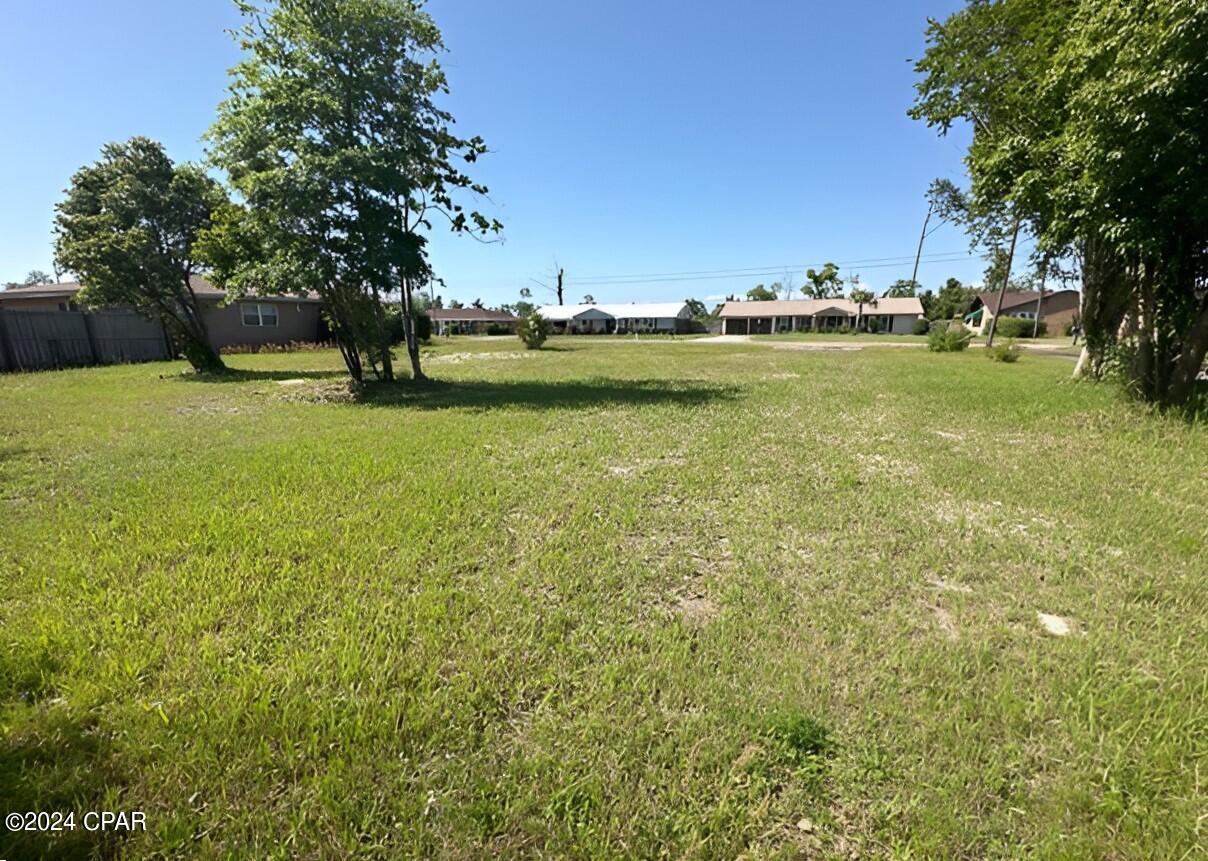 [No Recorded Subdiv] - Land