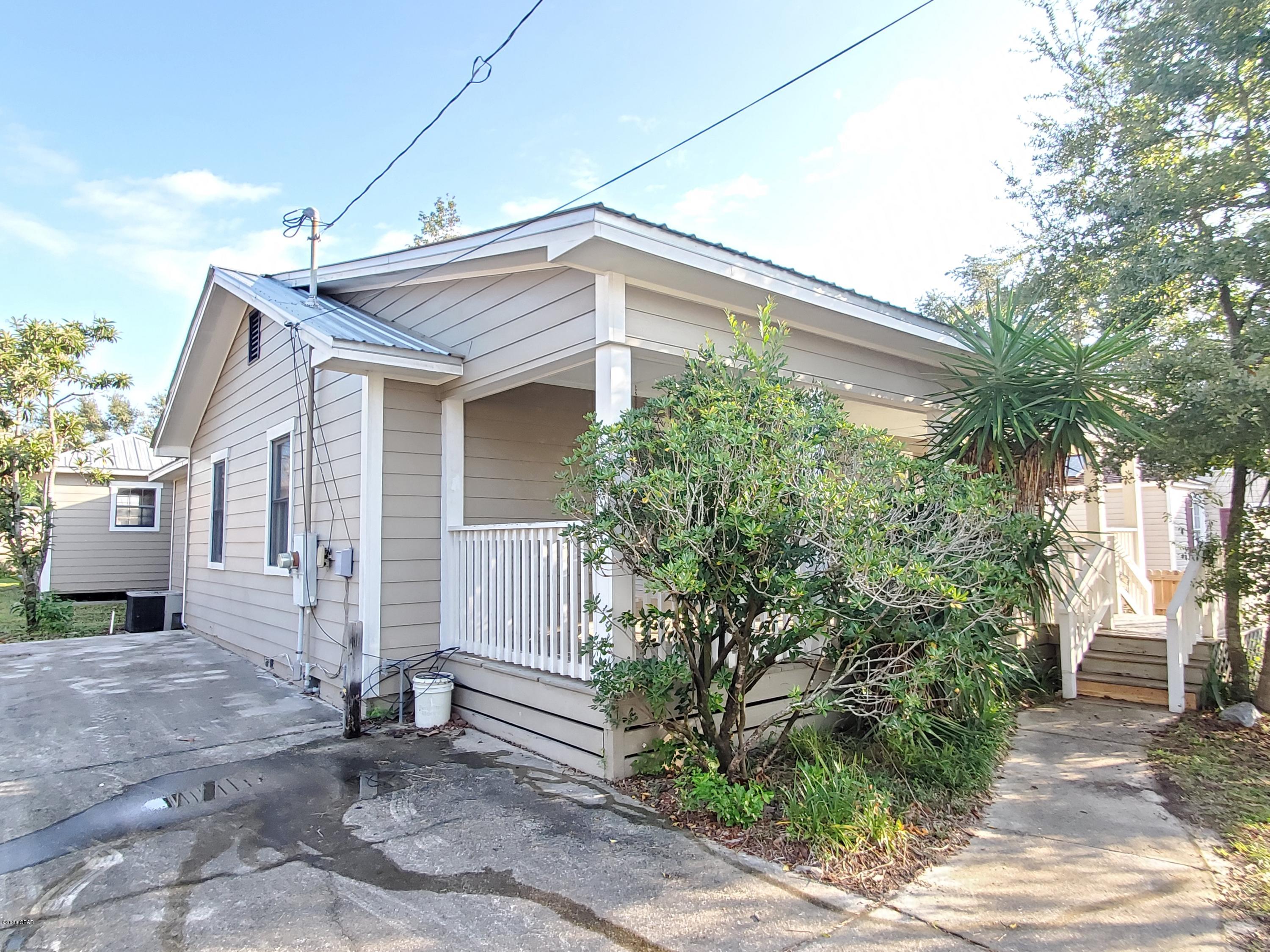 [No Recorded Subdiv] - Residential