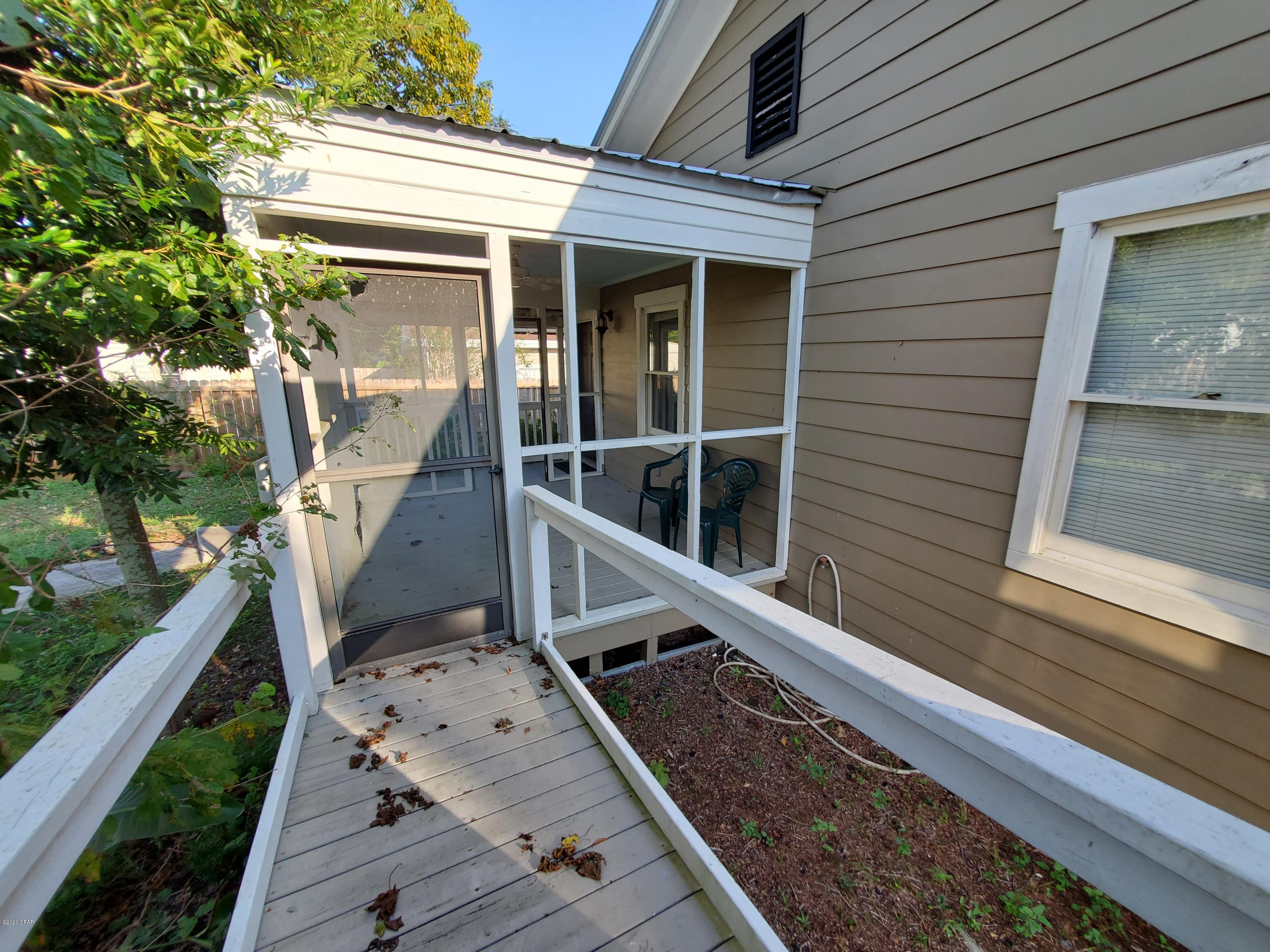 [No Recorded Subdiv] - Residential