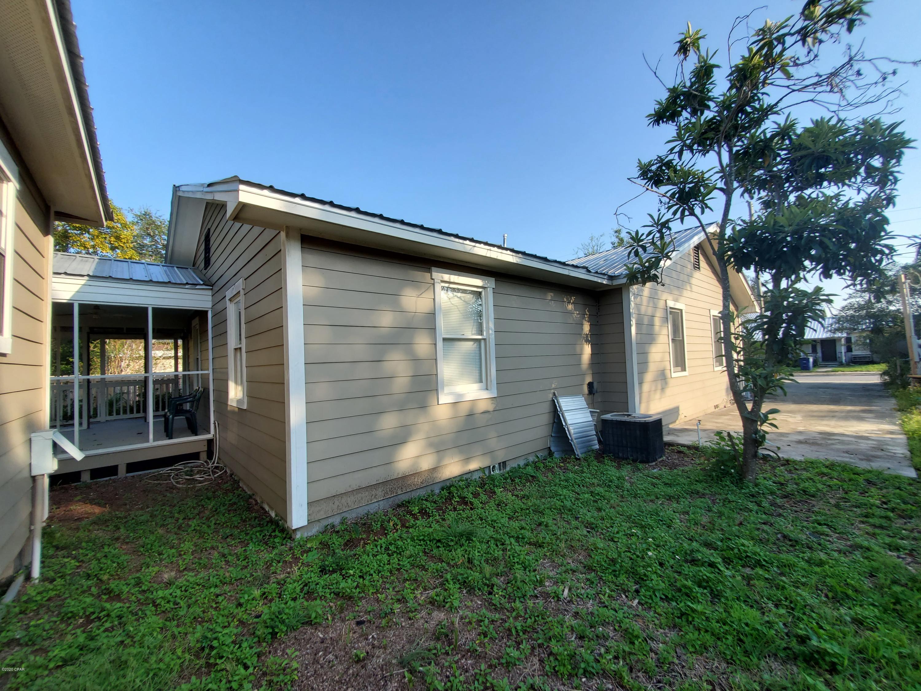 [No Recorded Subdiv] - Residential