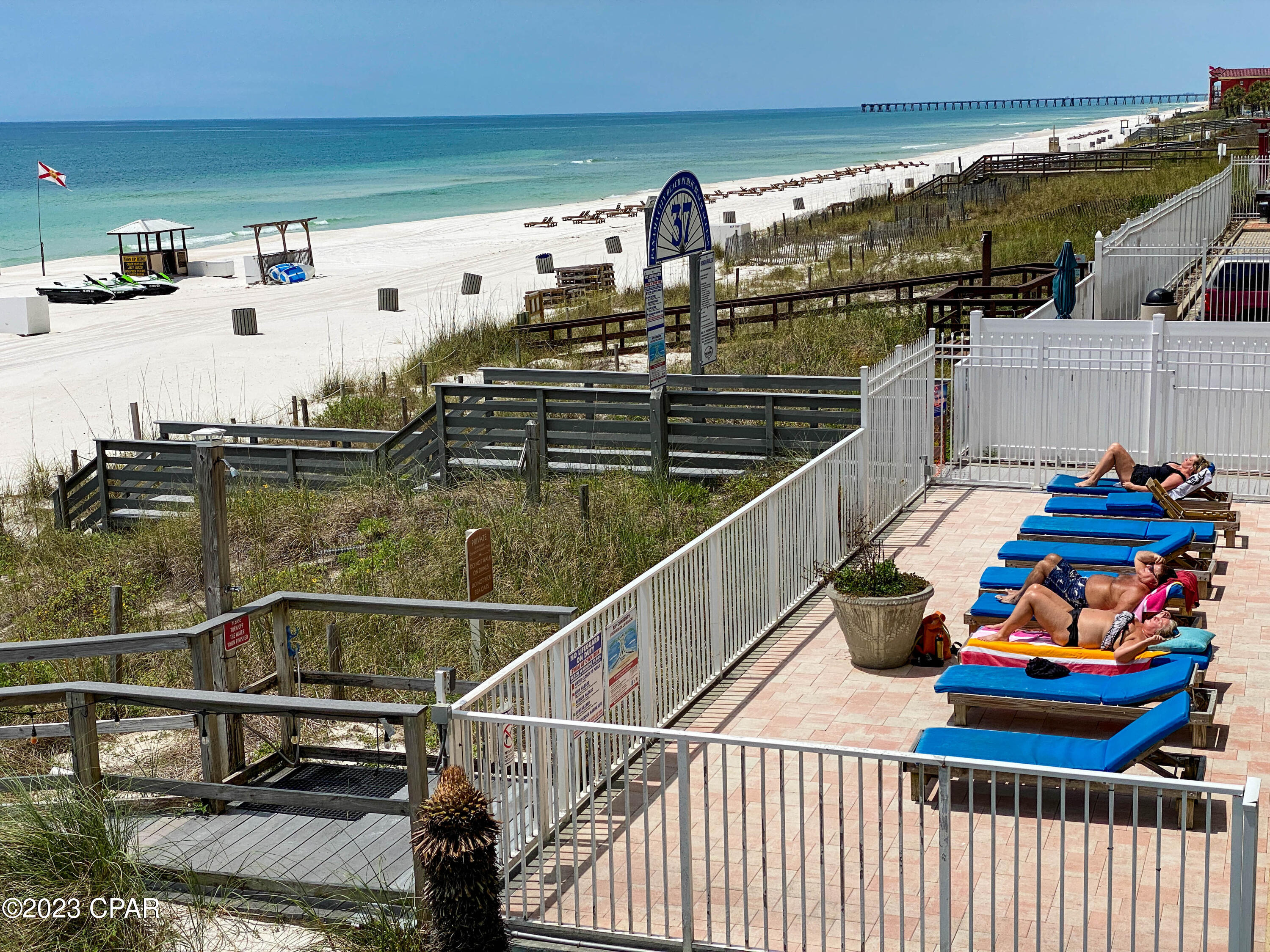 Grandview East At Long Beach - Residential