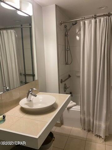 Bahia Condo - Residential Lease