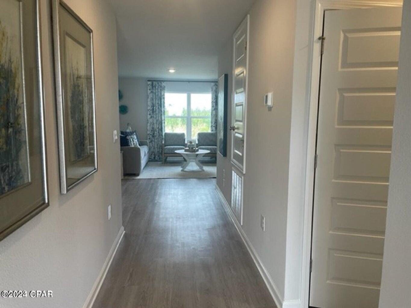 La Siesta - Residential Lease