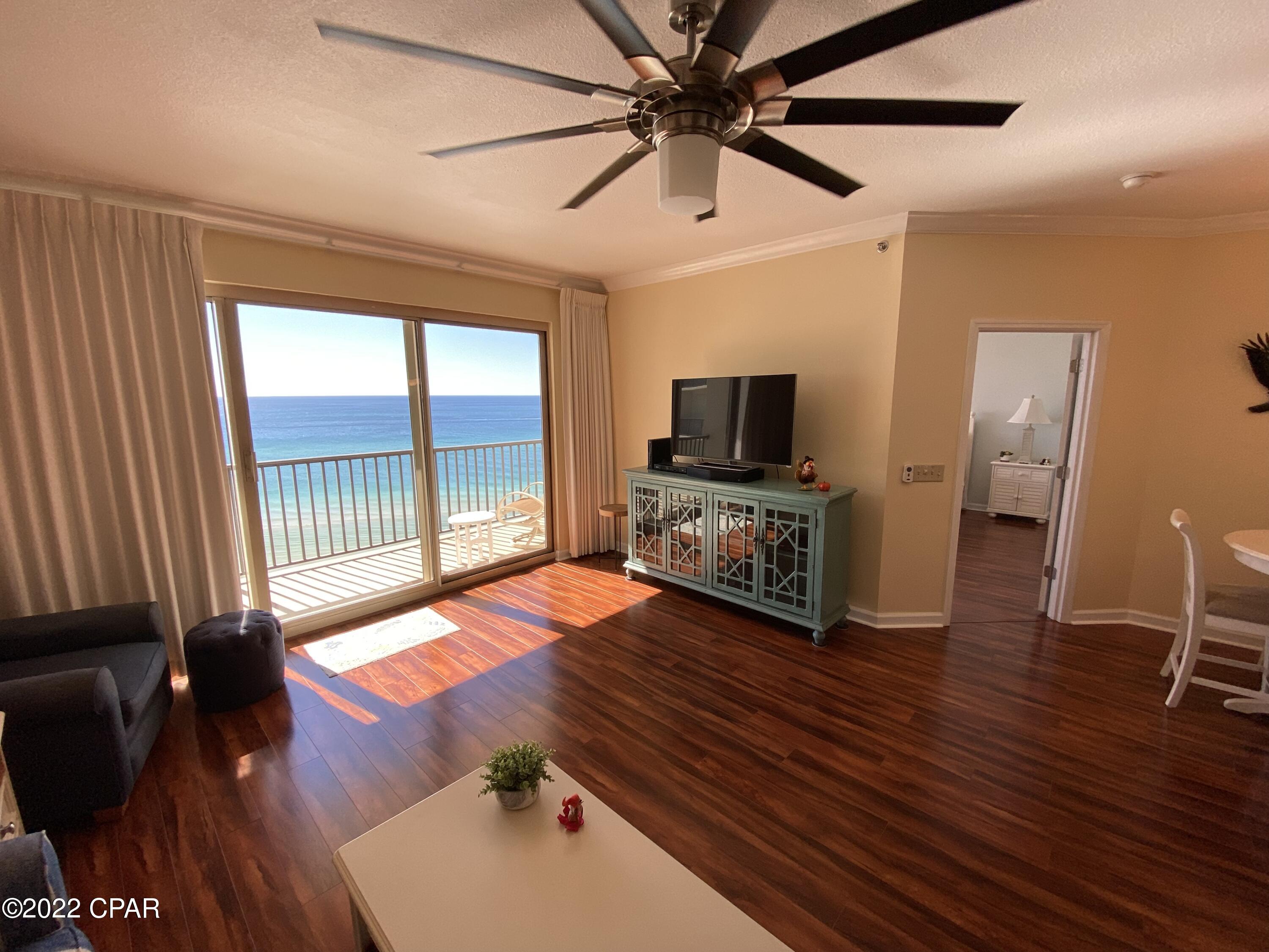 Summerwinds Condo - Residential