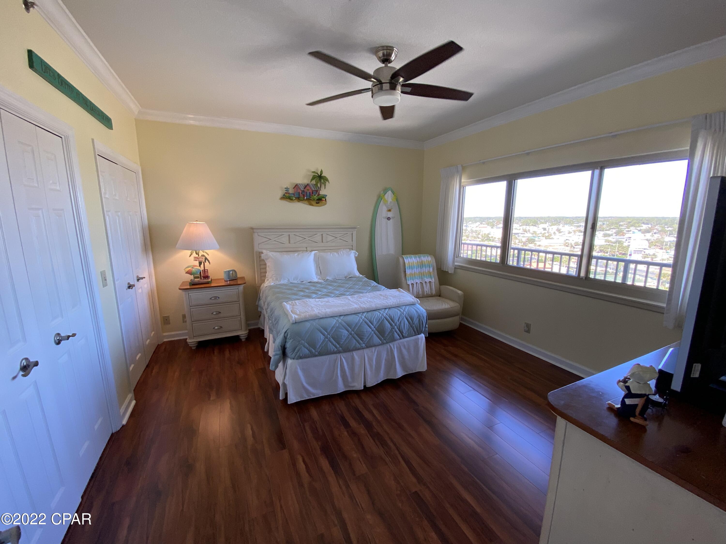 Summerwinds Condo - Residential