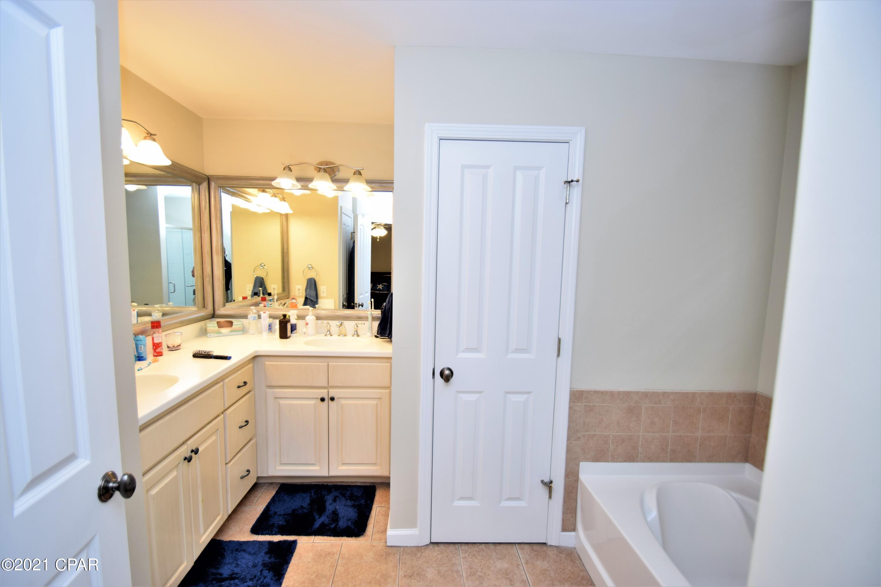 Annabella's Townhomes - Residential