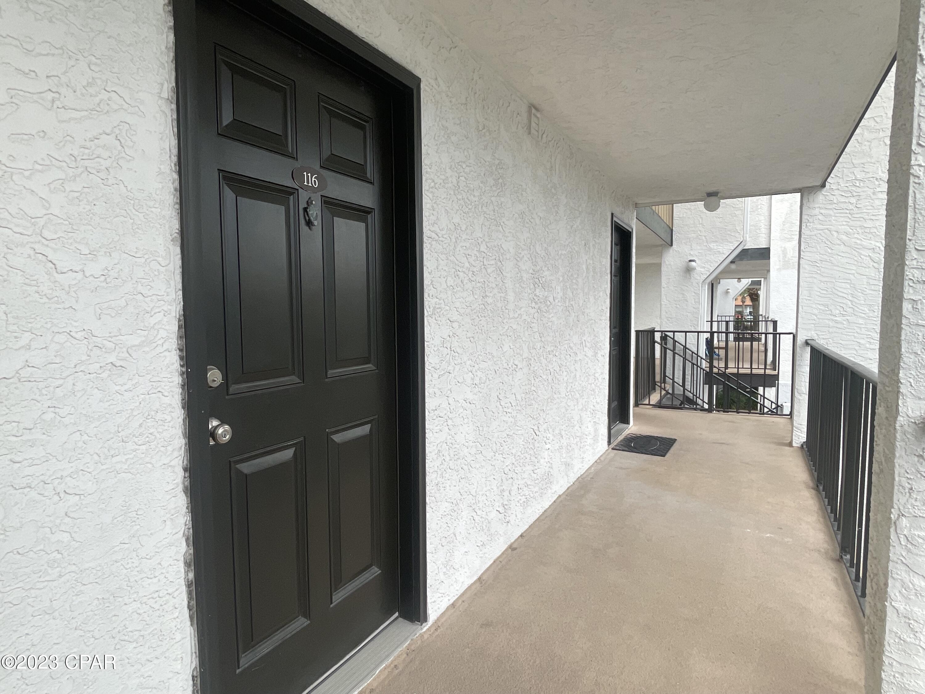 Edgewater Golf Villas 1 - Residential