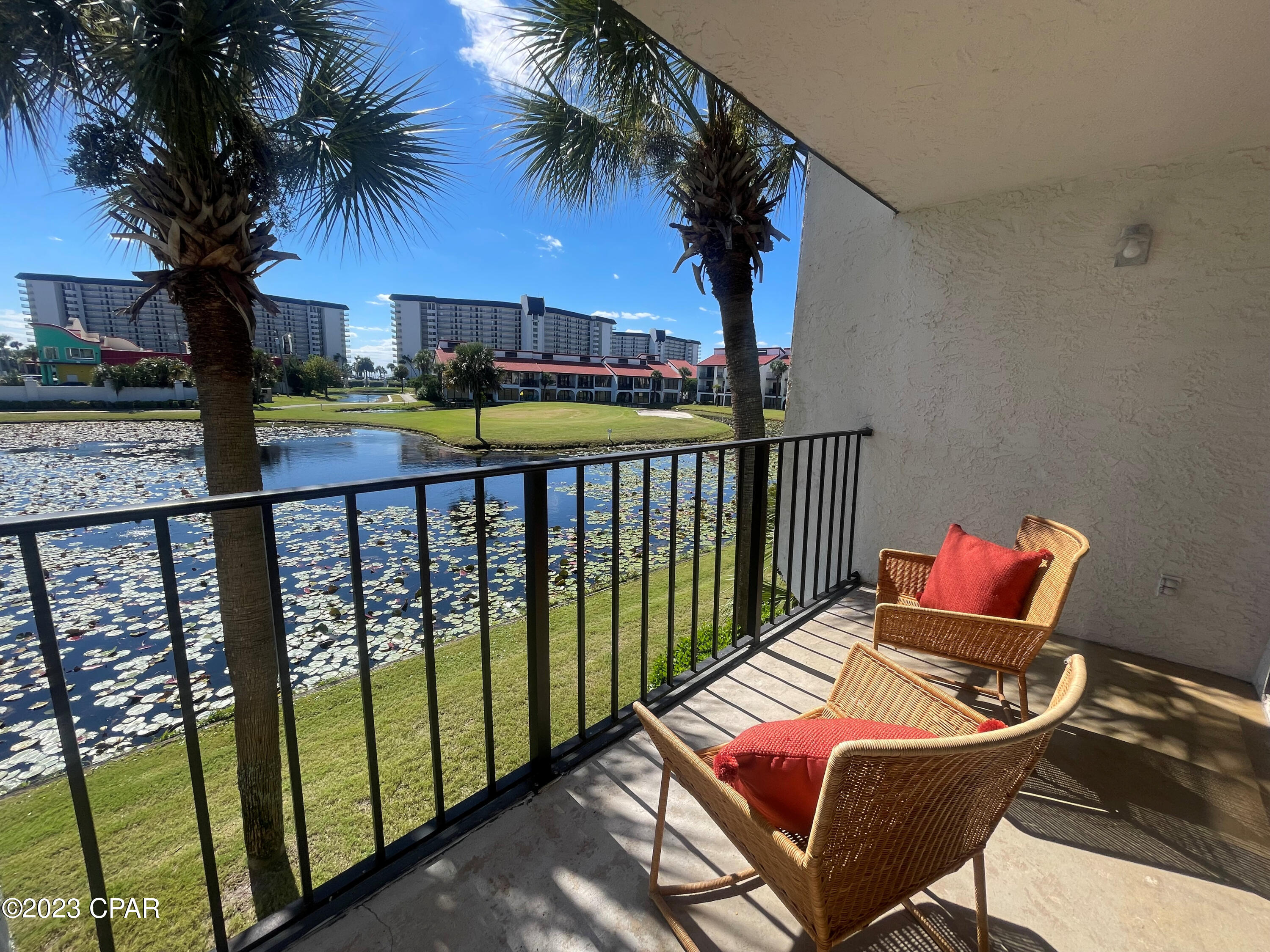 Edgewater Golf Villas 1 - Residential