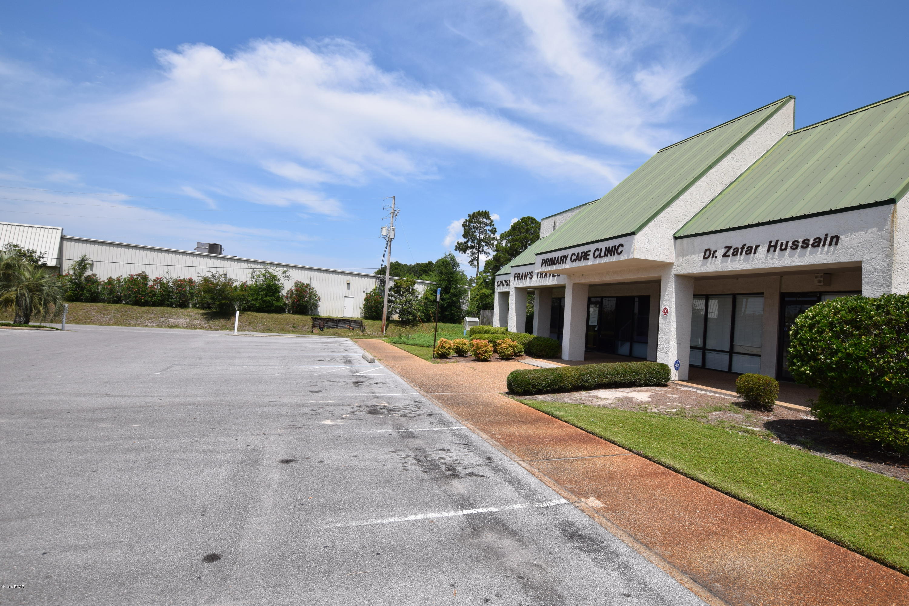 Willow Lake Commercial Center - Commercial Lease