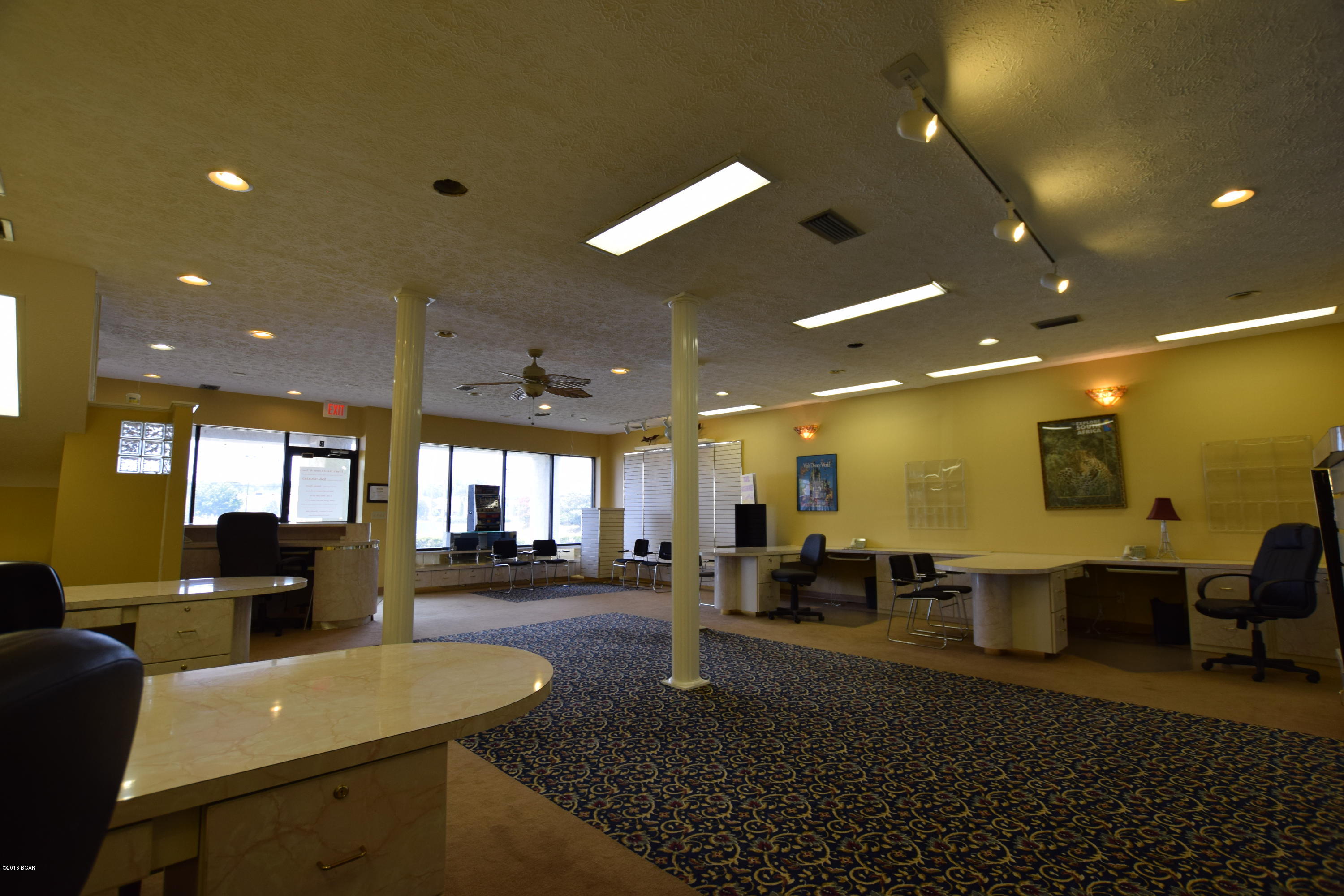 Willow Lake Commercial Center - Commercial Lease