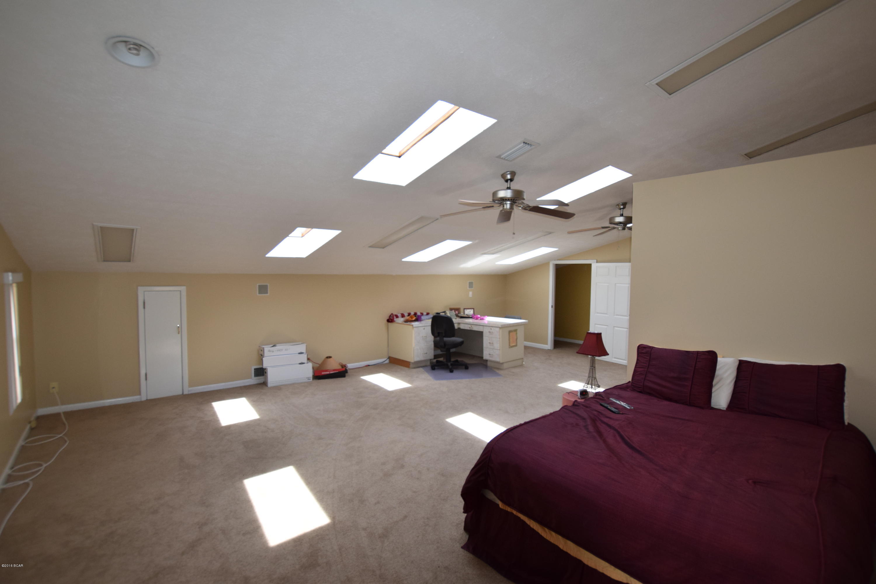 Willow Lake Commercial Center - Commercial Lease