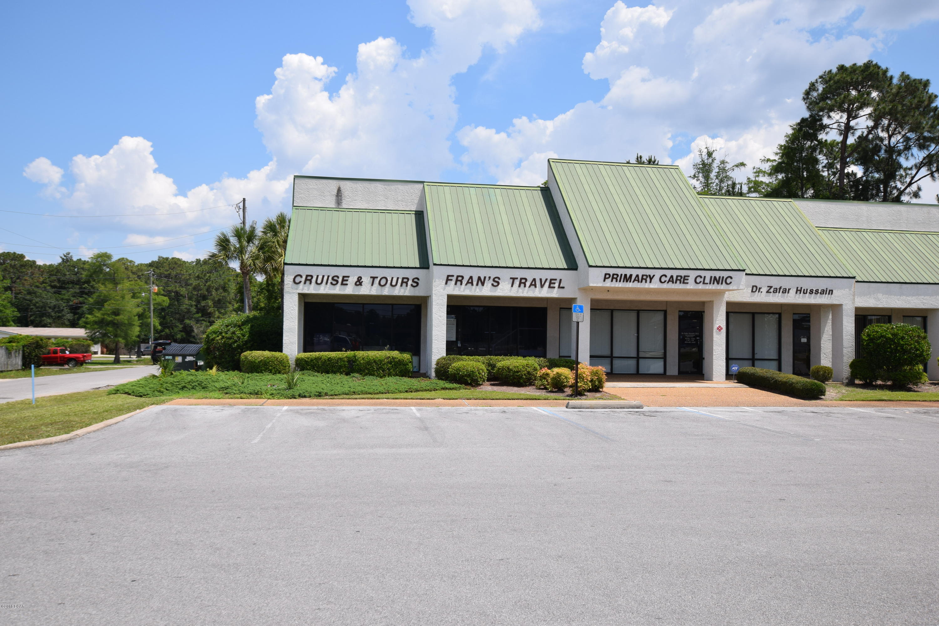 Willow Lake Commercial Center - Commercial Lease