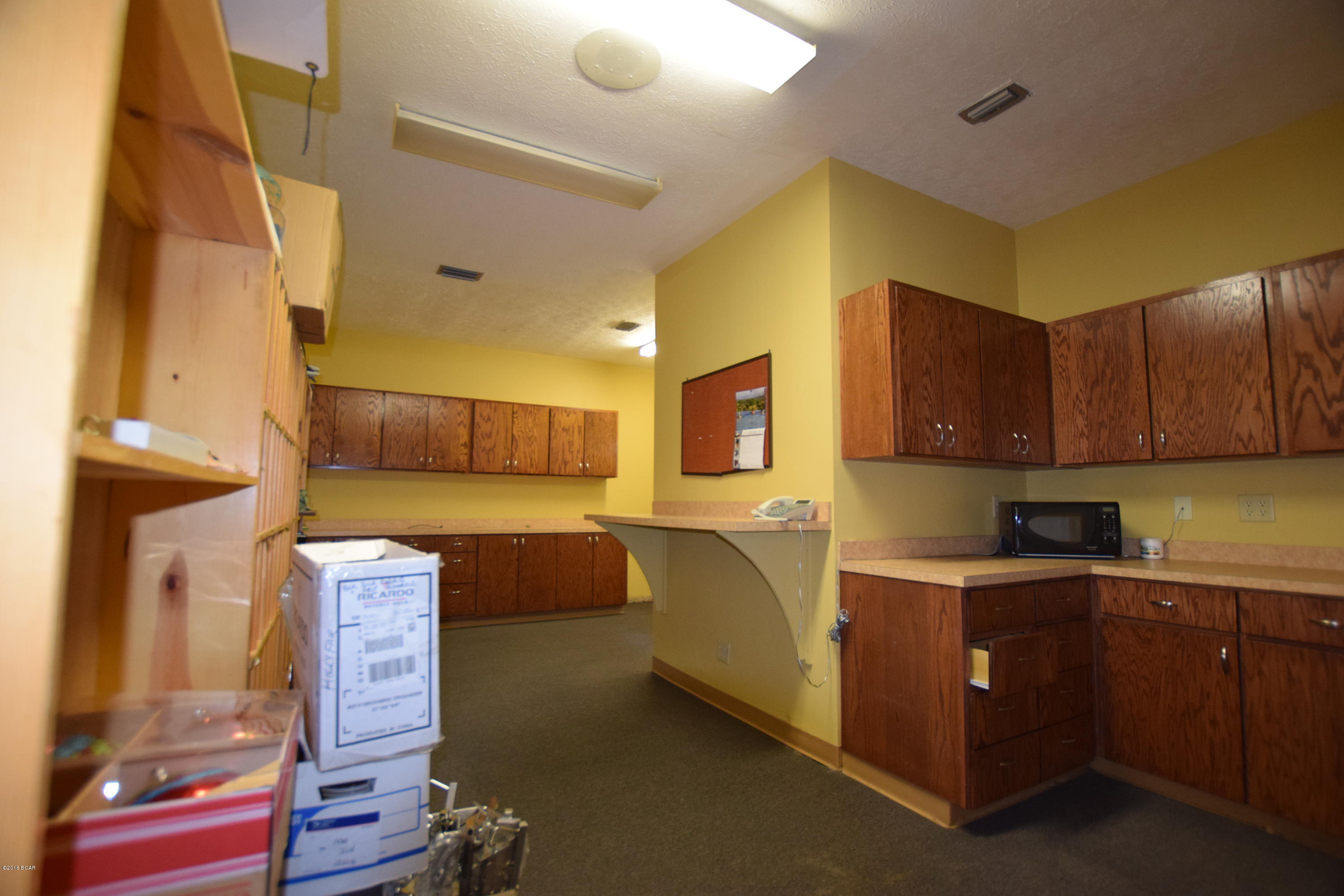 Willow Lake Commercial Center - Commercial Lease