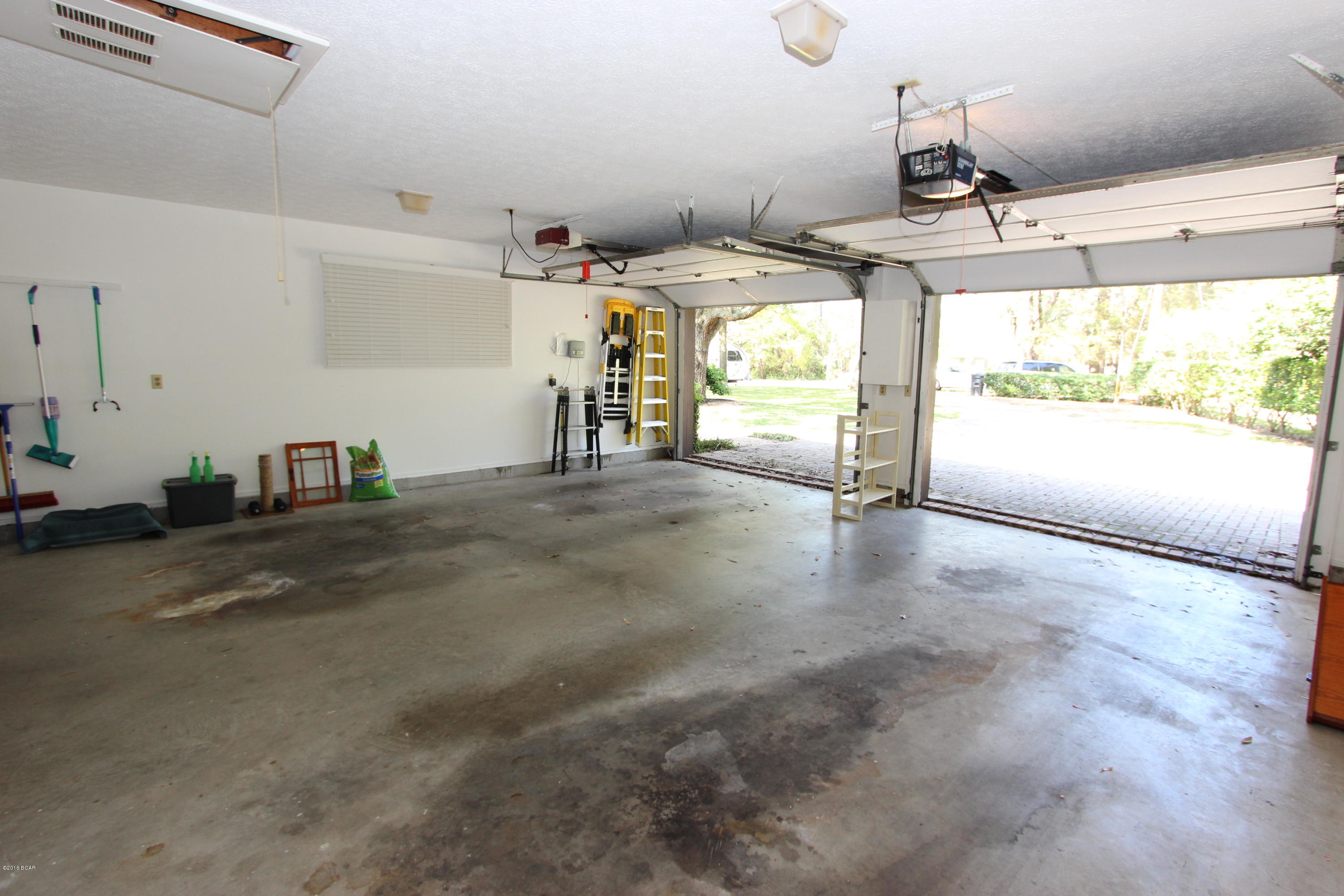 Pretty Bayou Replat - Residential