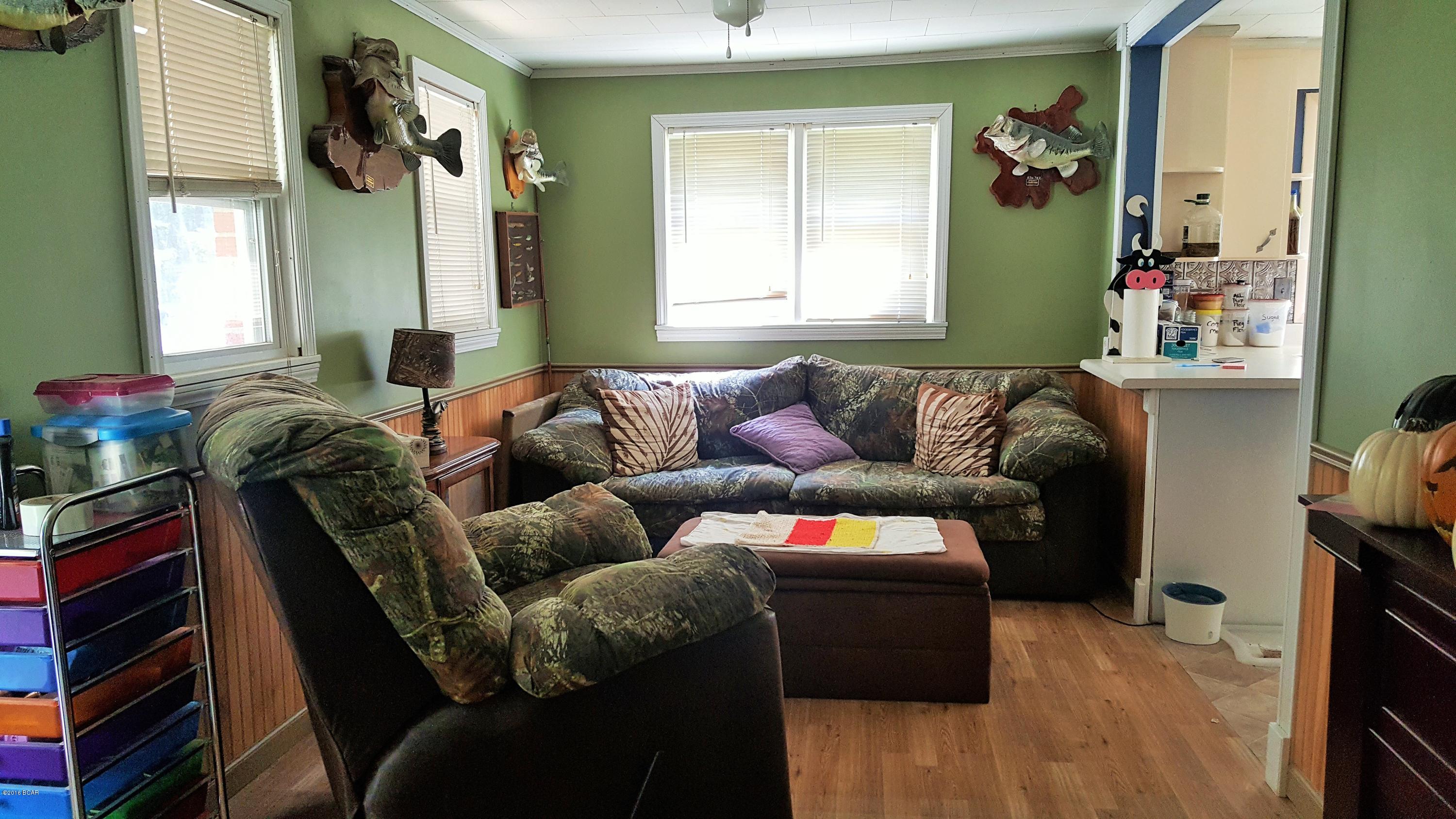 [No Recorded Subdiv] - Residential