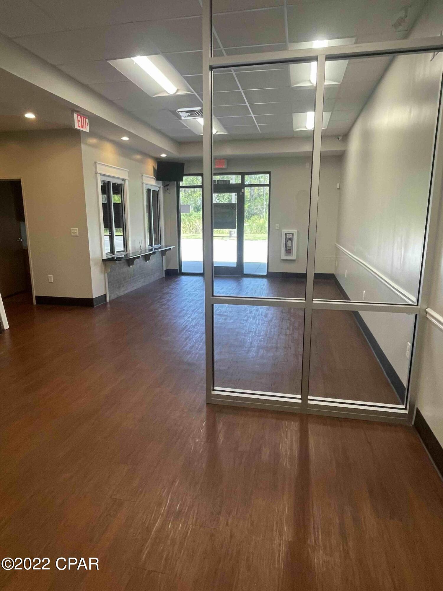 [No Recorded Subdiv] - Commercial Lease