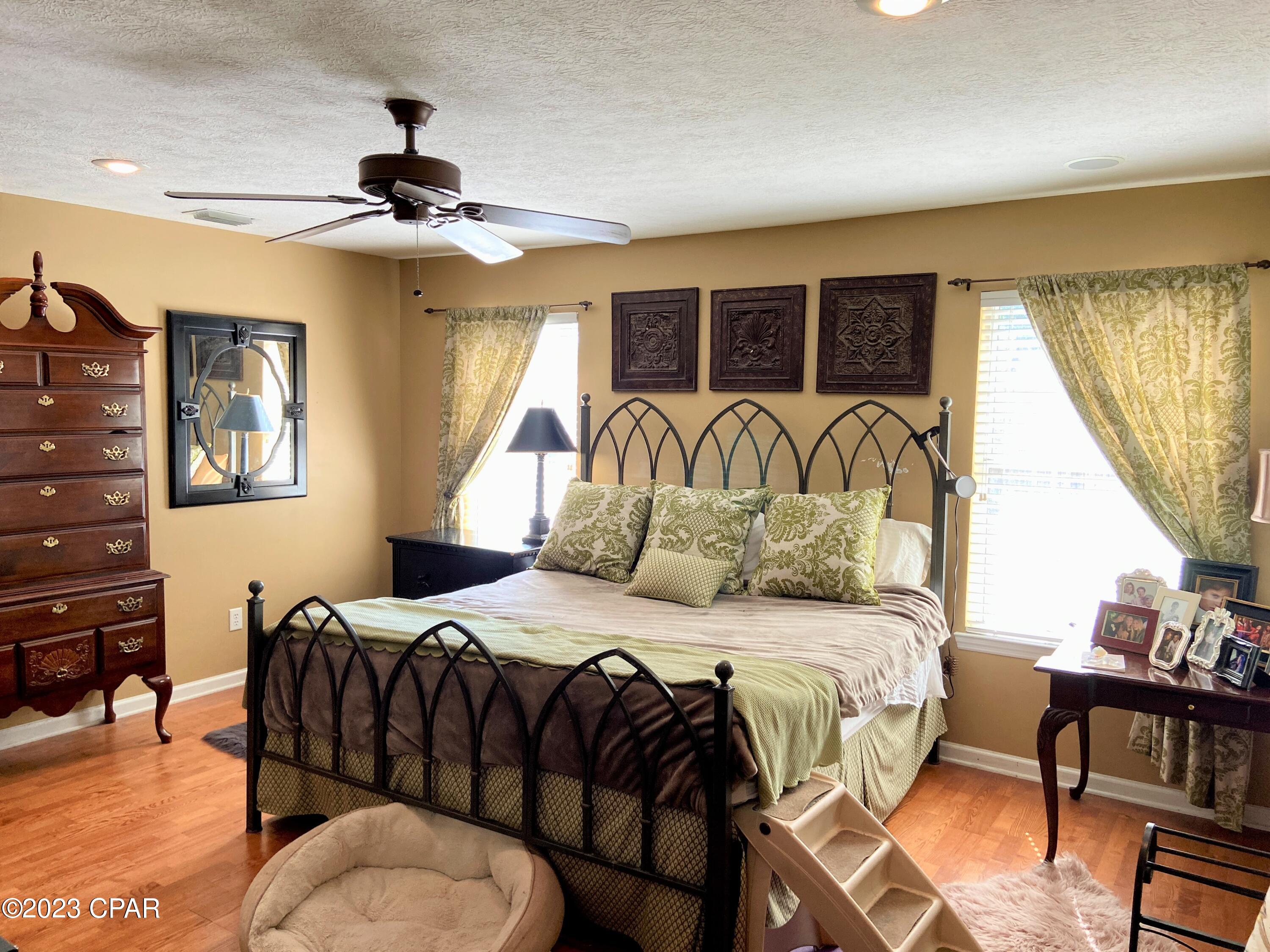 Pelican Bay - Residential