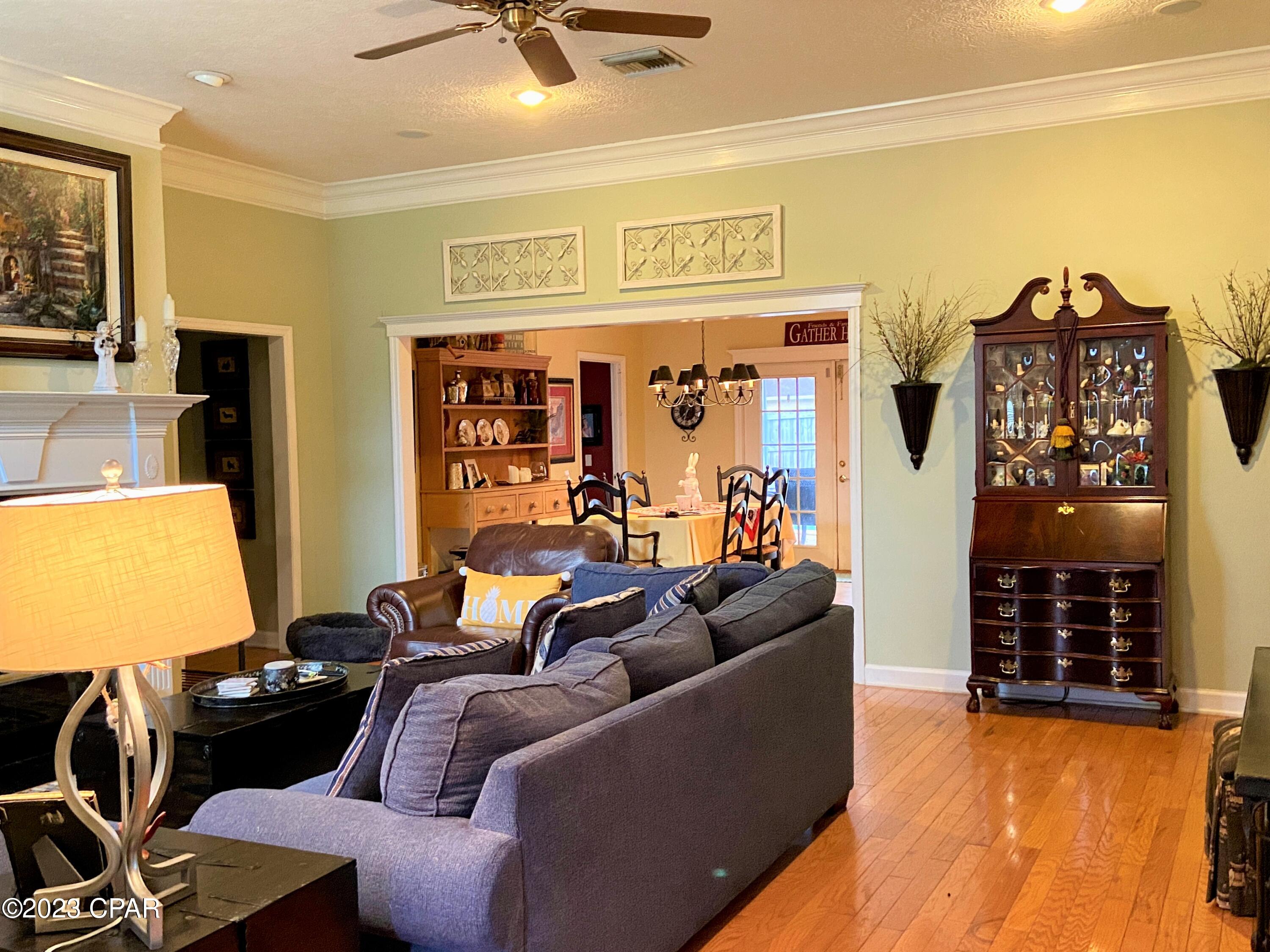 Pelican Bay - Residential