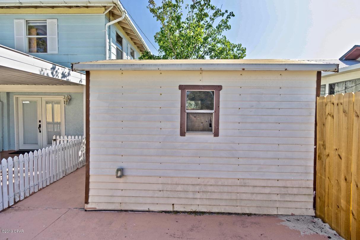 [No Recorded Subdiv] - Residential