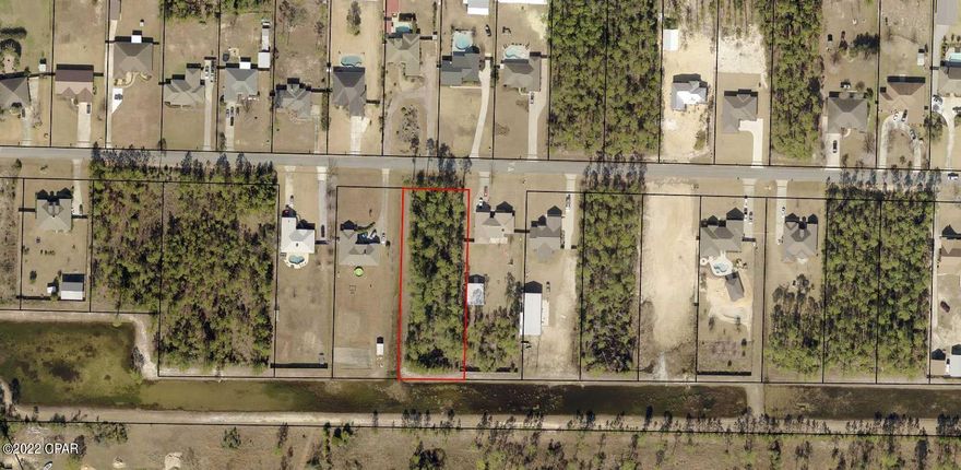 Beautiful Large Lot Ready for Your Dreamhome.  Over 1 Acre. Very Popular White Oaks Subdiv up HWY 77. Quiet, Cul-de-Sac with No Through-Traffic. Located in Bozeman School District (K-12). Easy Access to School, Lynn Haven, Northwest Florida Beaches International Airport, and Beaches. Go See This.