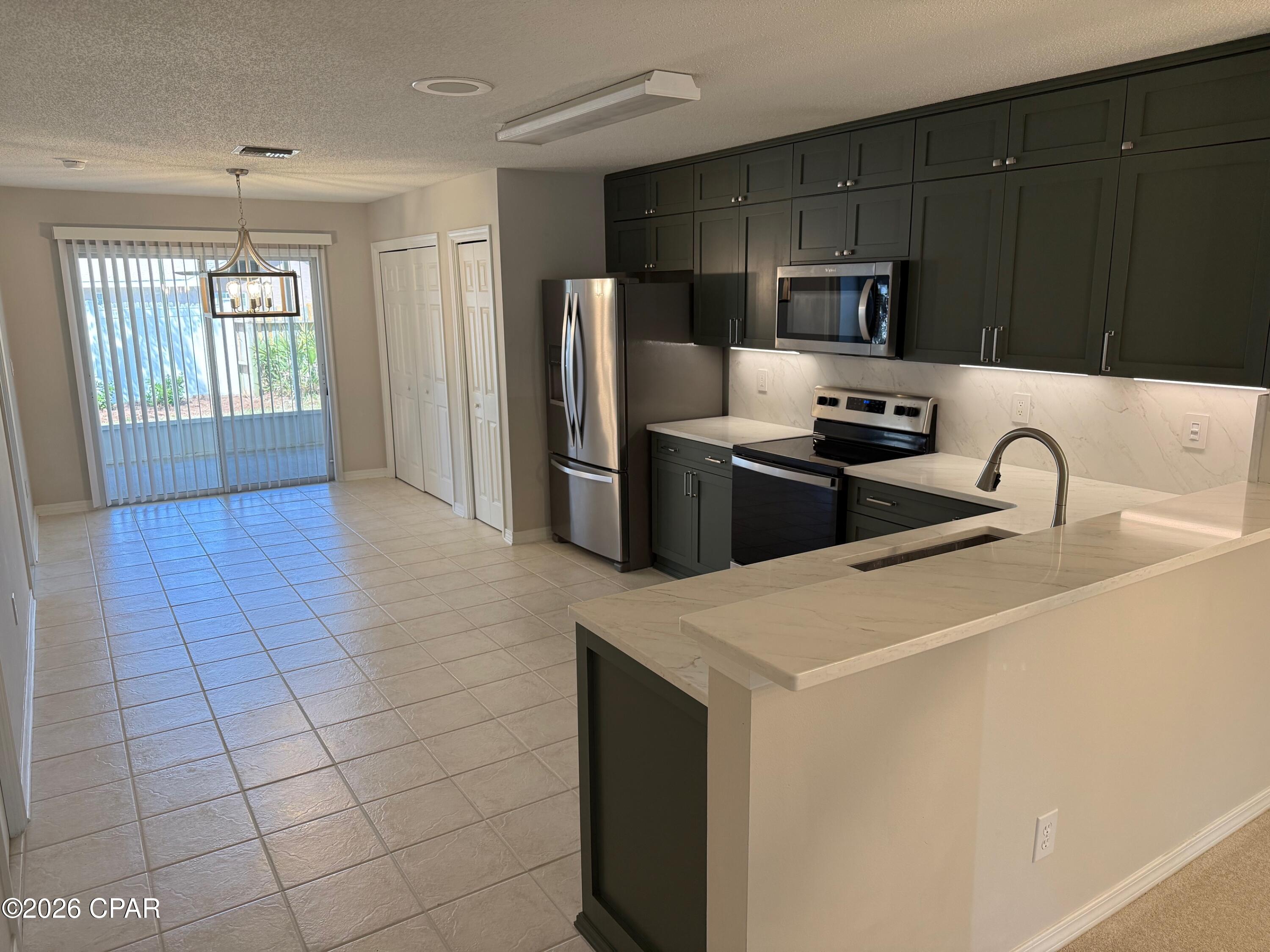 Palmetto Trace Phase 1 - Residential Lease