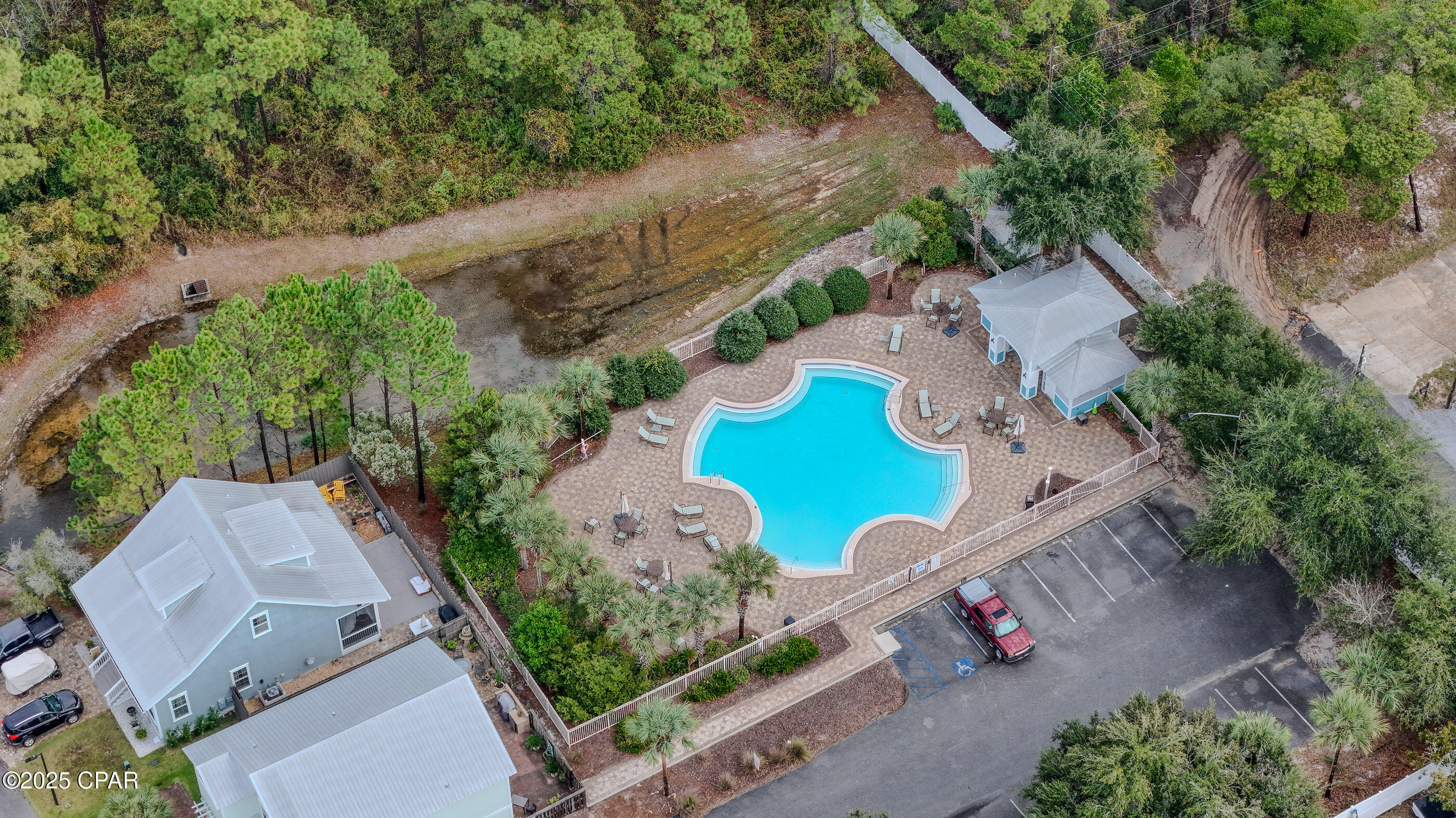 Paradise Grove - Land