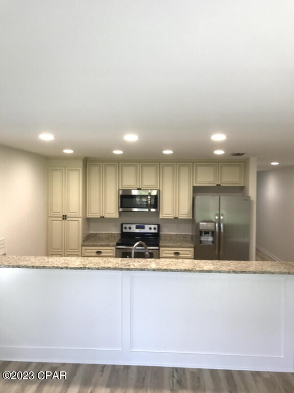 North Lagoon Oaks - Residential