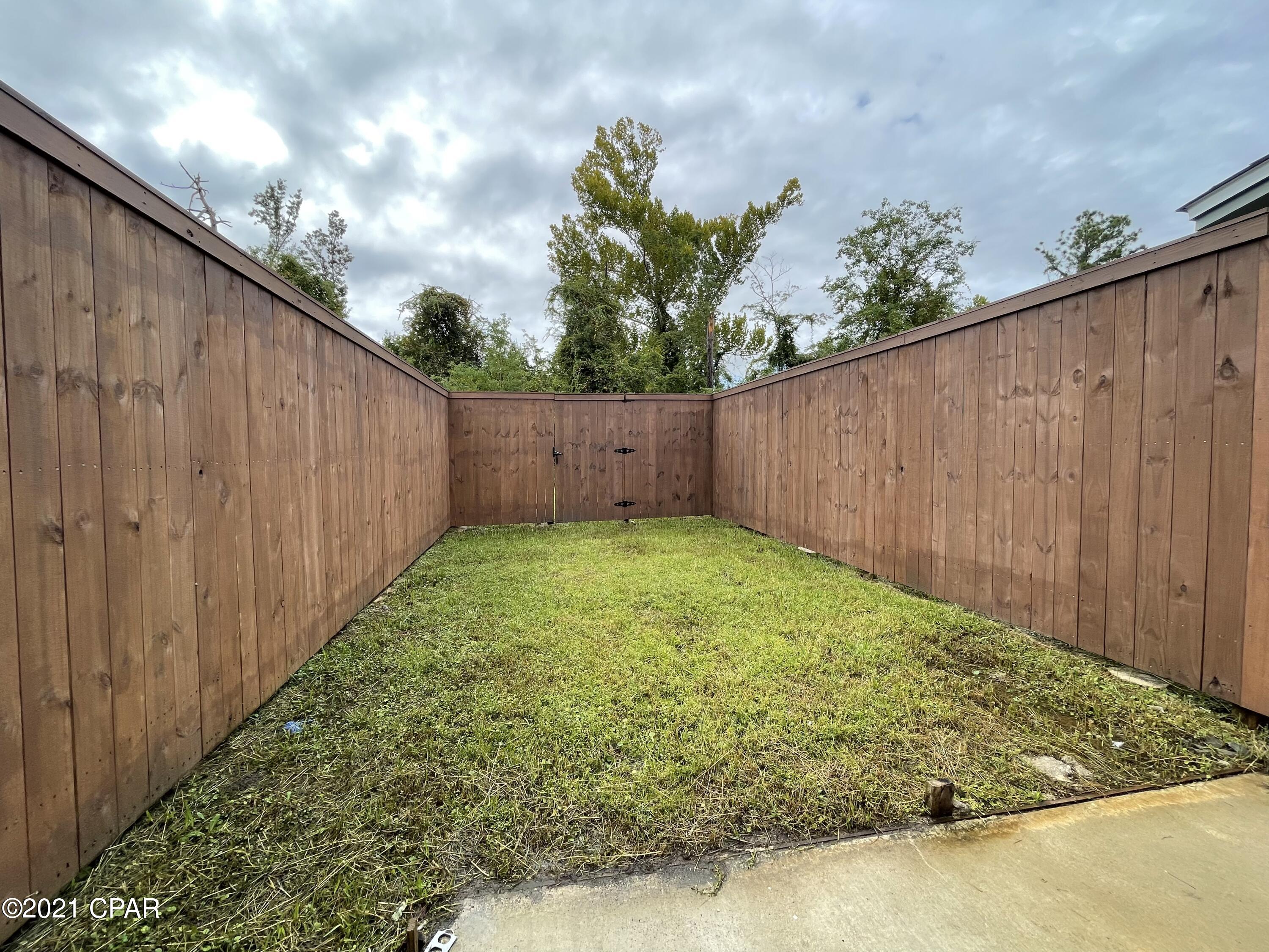 [No Recorded Subdiv] - Residential Lease