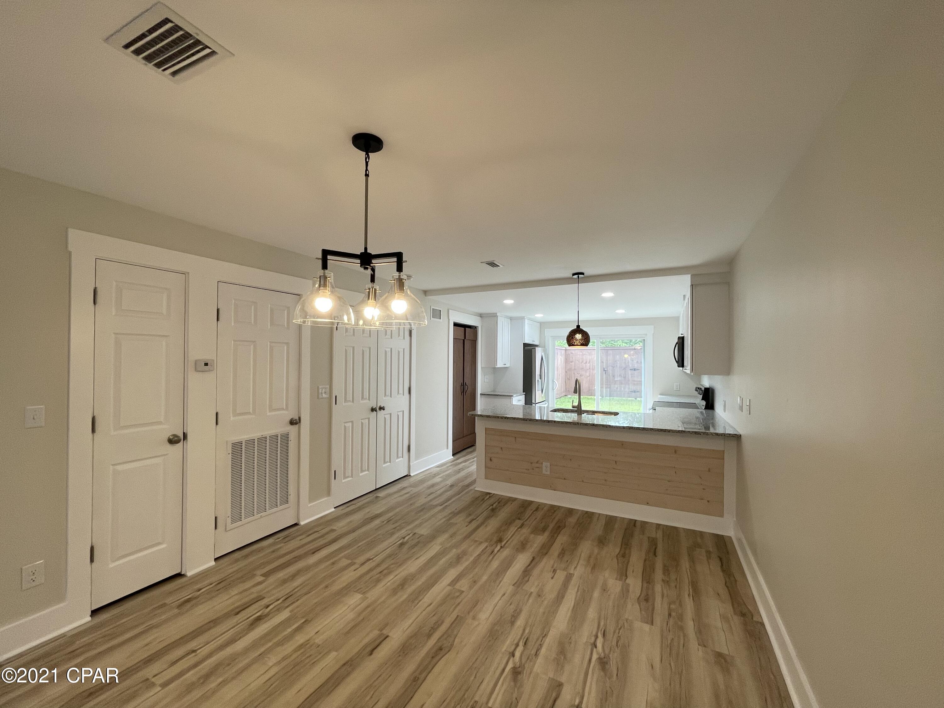 [No Recorded Subdiv] - Residential Lease