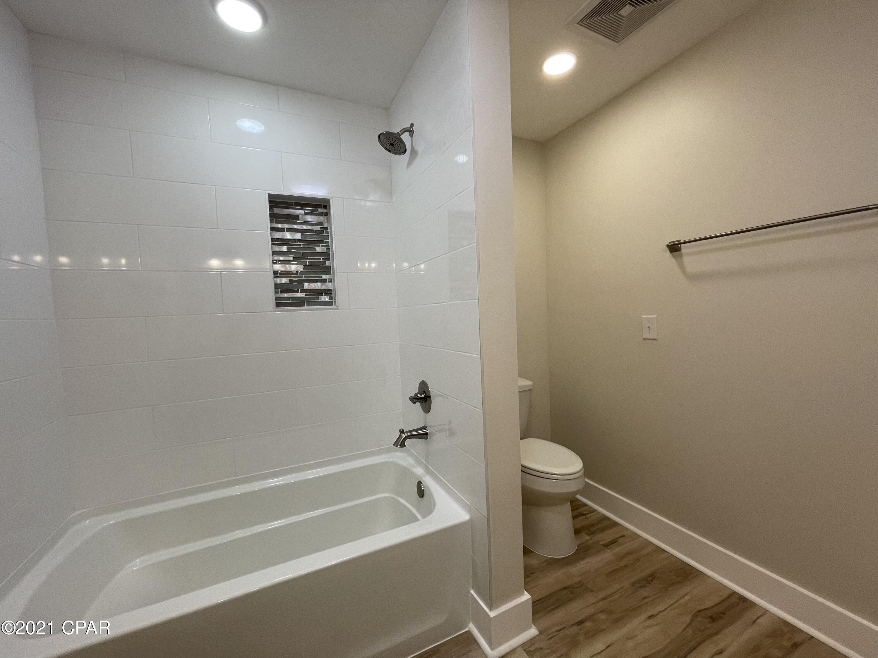 [No Recorded Subdiv] - Residential Lease