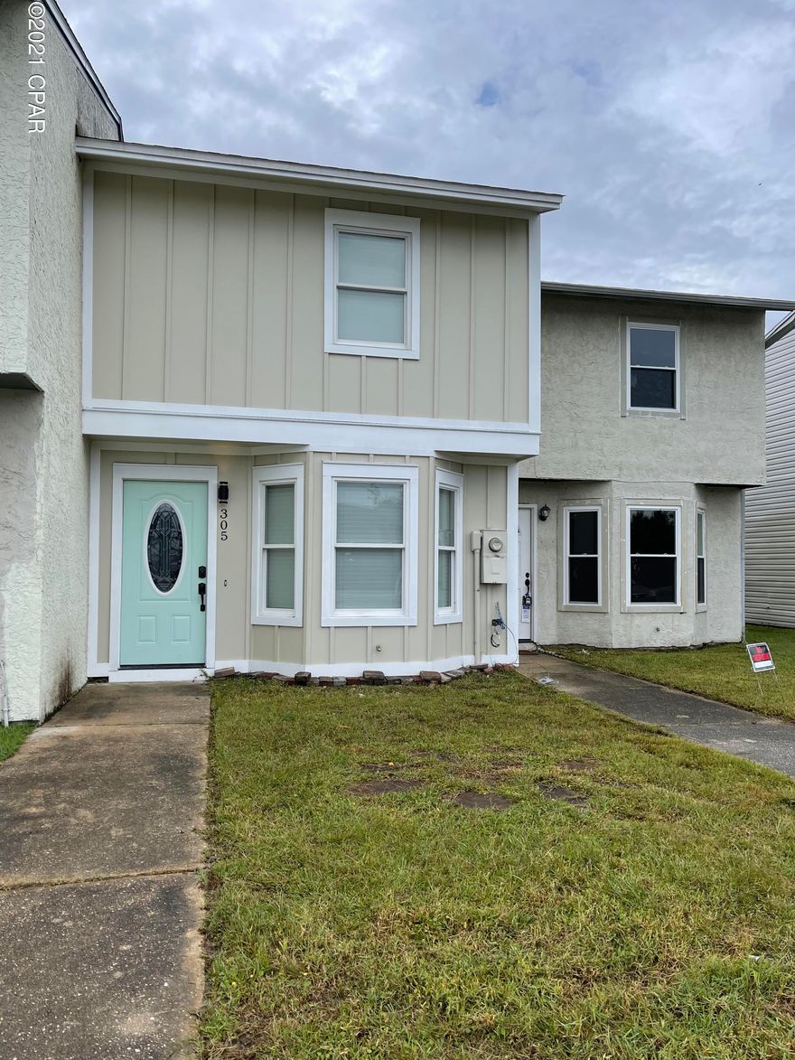 This is a 2 bed 1.5 bath, newly remodeled townhome with granite countertops, vinyl plank flooring, and a barn doors. Make this very spacious townhome yours and relax on the upstairs balcony over looking the fenced in back yard. Pets negotiable. To view the property, please submit your application to our website. All applicants, 18 yrs and older, MUST submit their applications prior to showing. No application fee until you view and decide to move forward - then $30 per persons over 18yrs. Once your application is received and processed we will reach out to you to schedule a showing. APPLICATION IS REQUIRED PRIOR TO SHOWING.